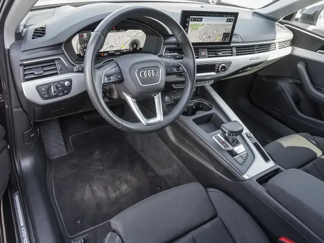 Audi A4 view 9