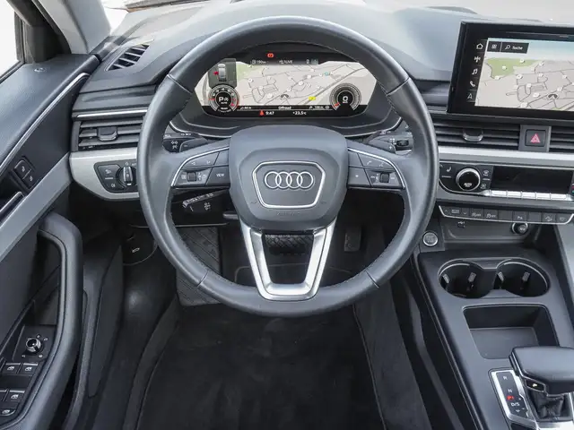 Audi A4 view 11