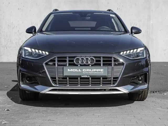Audi A4 view 3