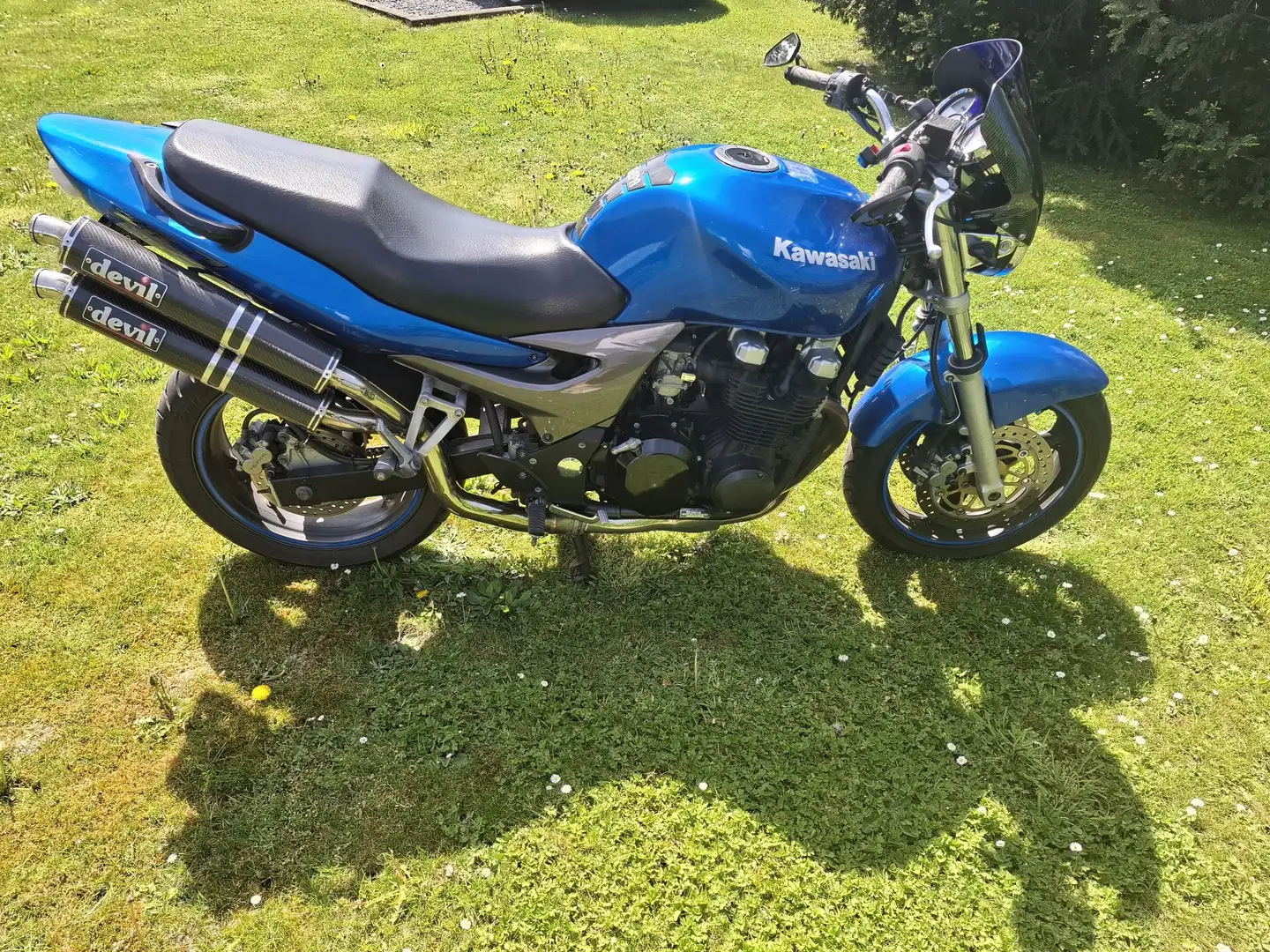 Kawasaki ZR - 7 naked bike plava - 1