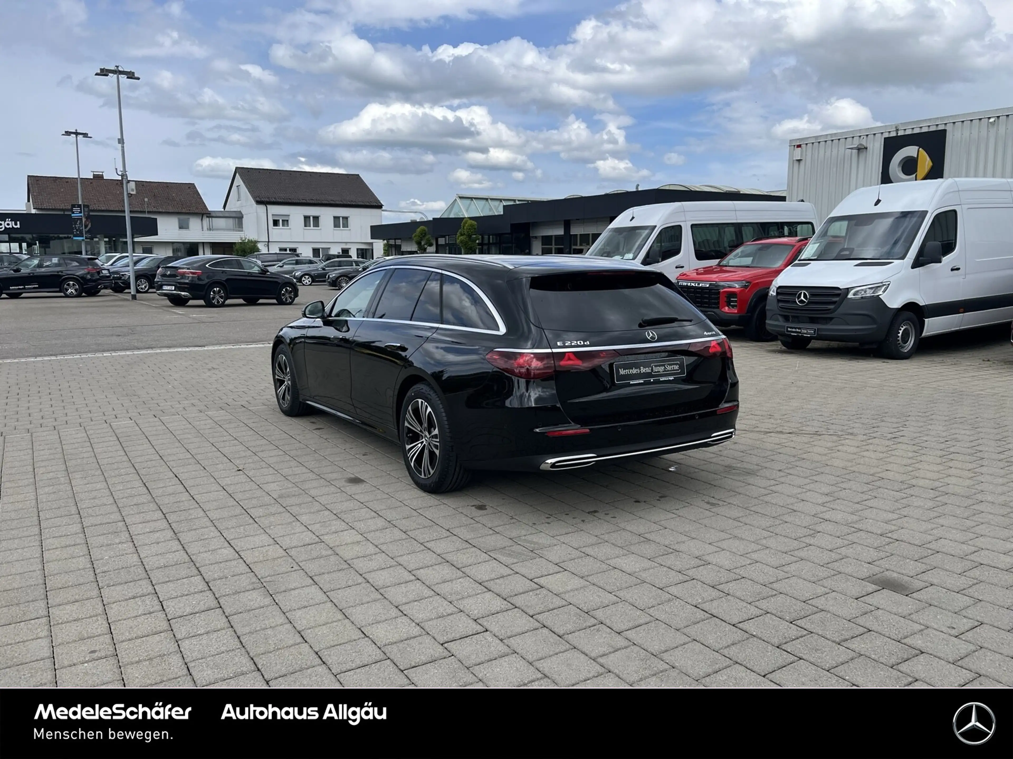 Mercedes-Benz E 220 E 220 T d 4M Avantgarde Airmatic 360° Fahr-Assi — photo 3