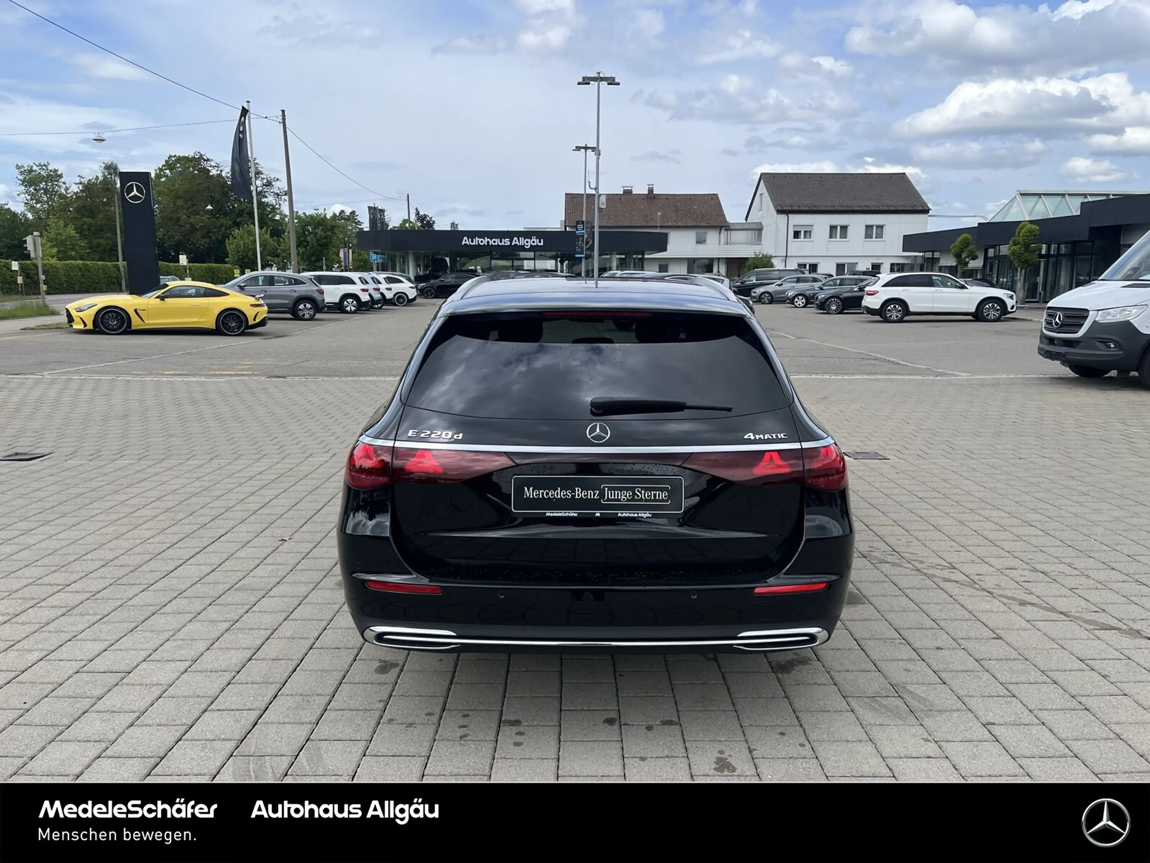 Mercedes-Benz E 220 E 220 T d 4M Avantgarde Airmatic 360° Fahr-Assi — photo 4