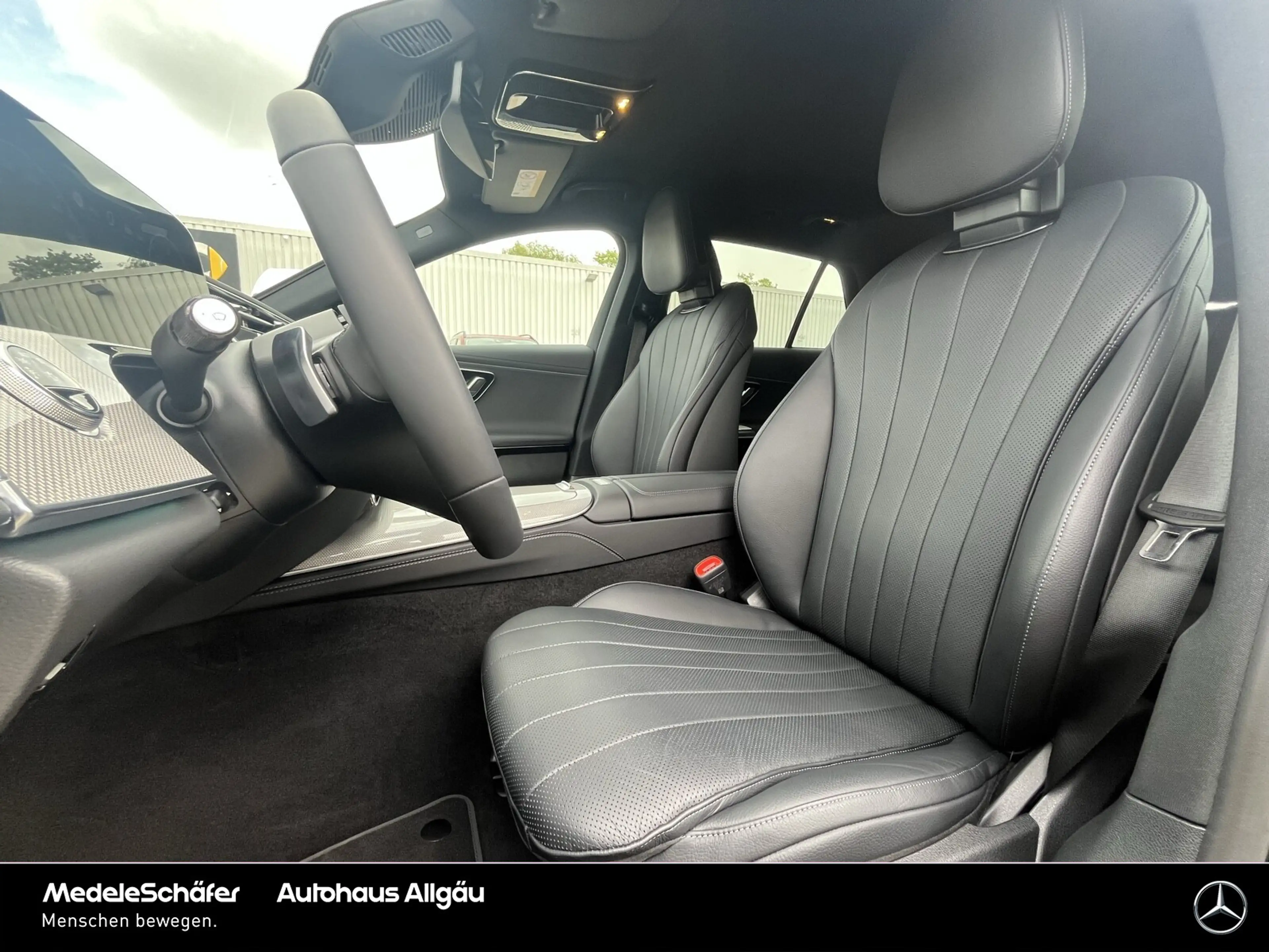 Mercedes-Benz E 220 E 220 T d 4M Avantgarde Airmatic 360° Fahr-Assi — photo 10