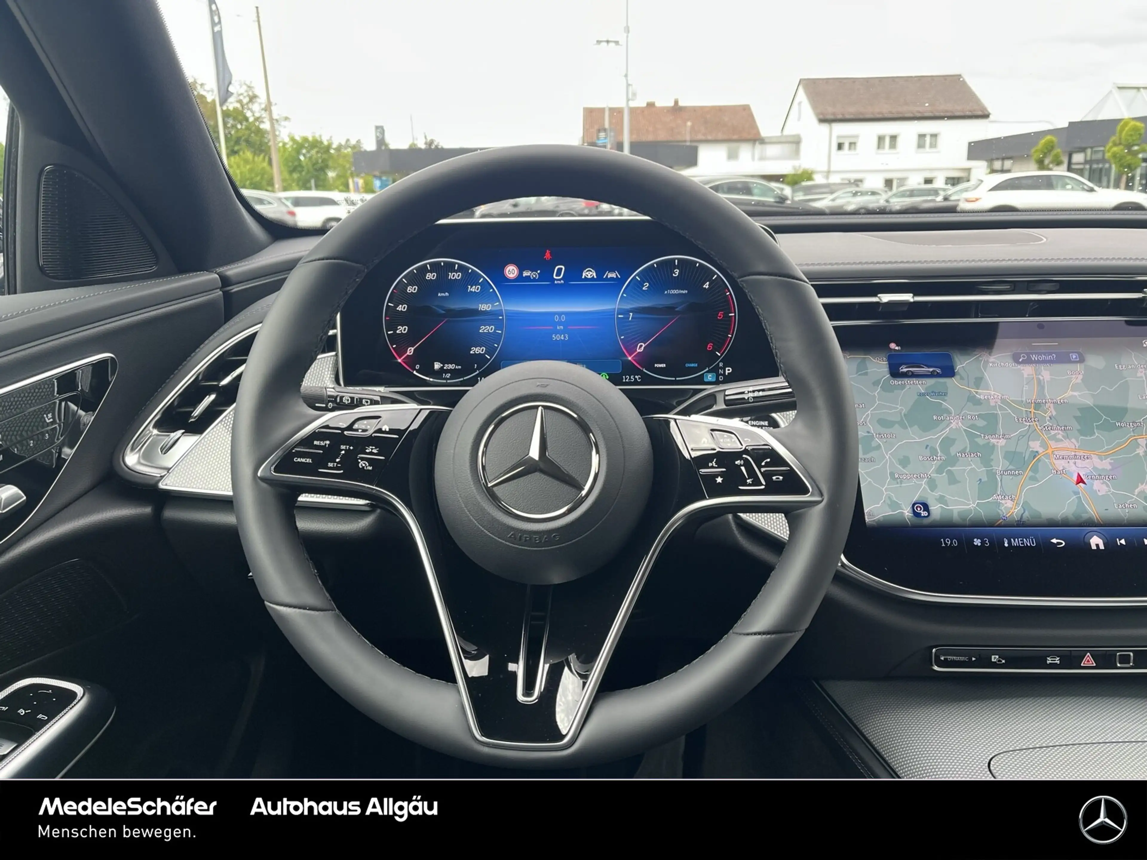 Mercedes-Benz E 220 E 220 T d 4M Avantgarde Airmatic 360° Fahr-Assi — photo 11