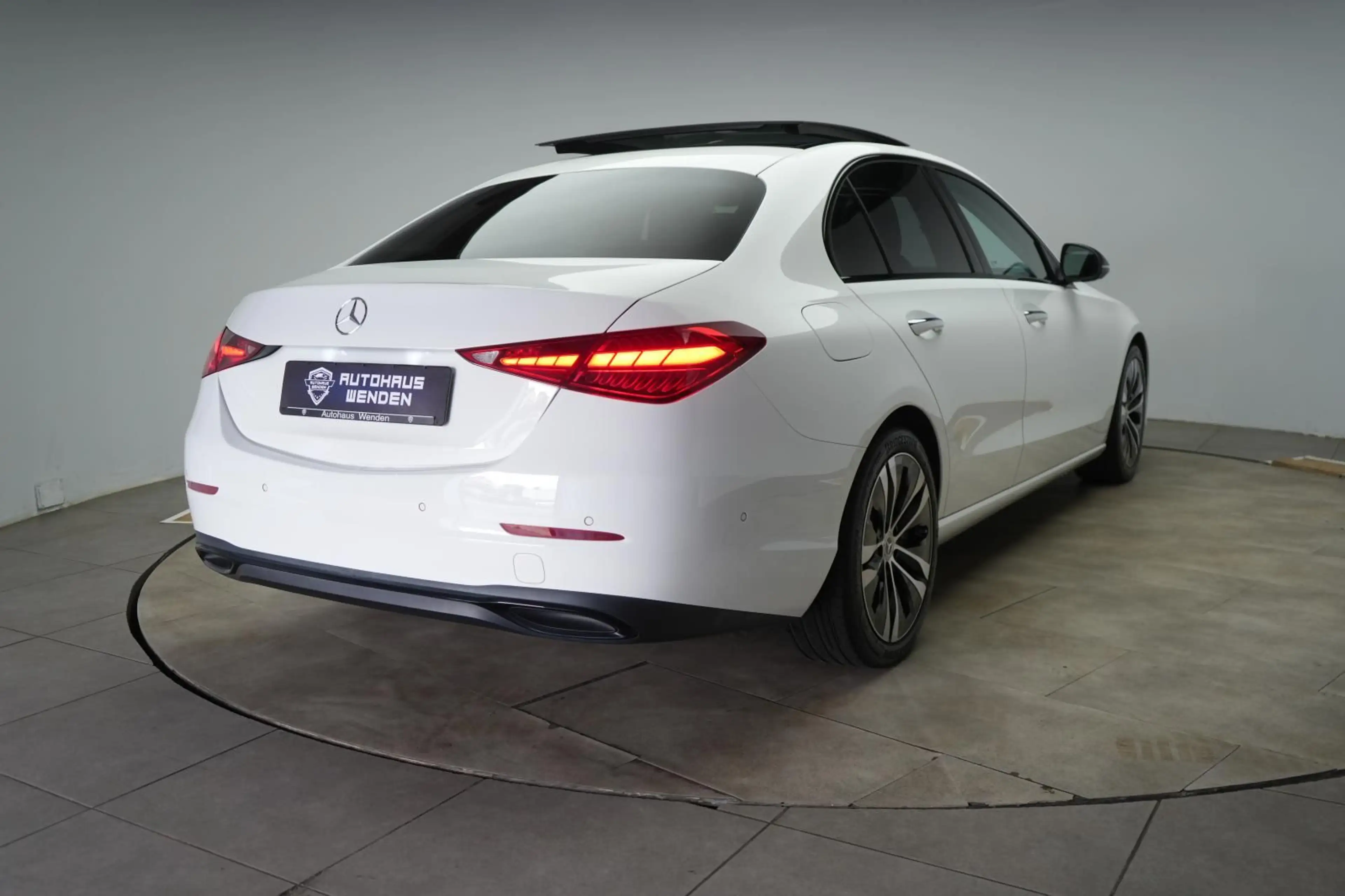 Mercedes-Benz C 220 d 9G-Tronic Avantgarde Temp/Kamera/Pano/La — photo 8