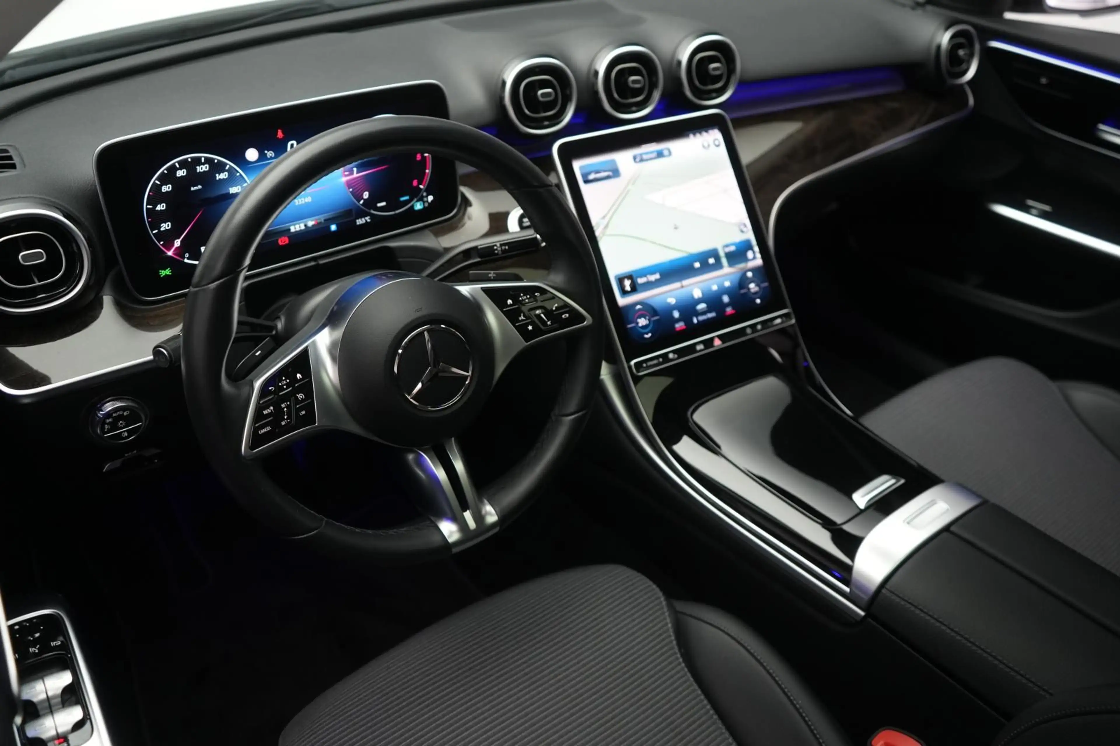 Mercedes-Benz C 220 d 9G-Tronic Avantgarde Temp/Kamera/Pano/La — photo 13
