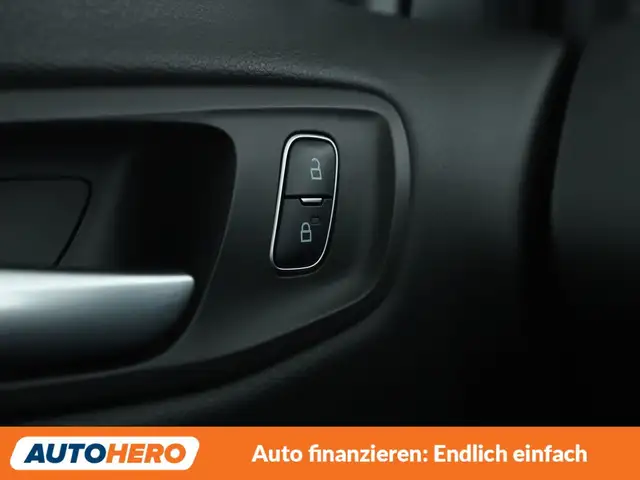 Ford Kuga view 25