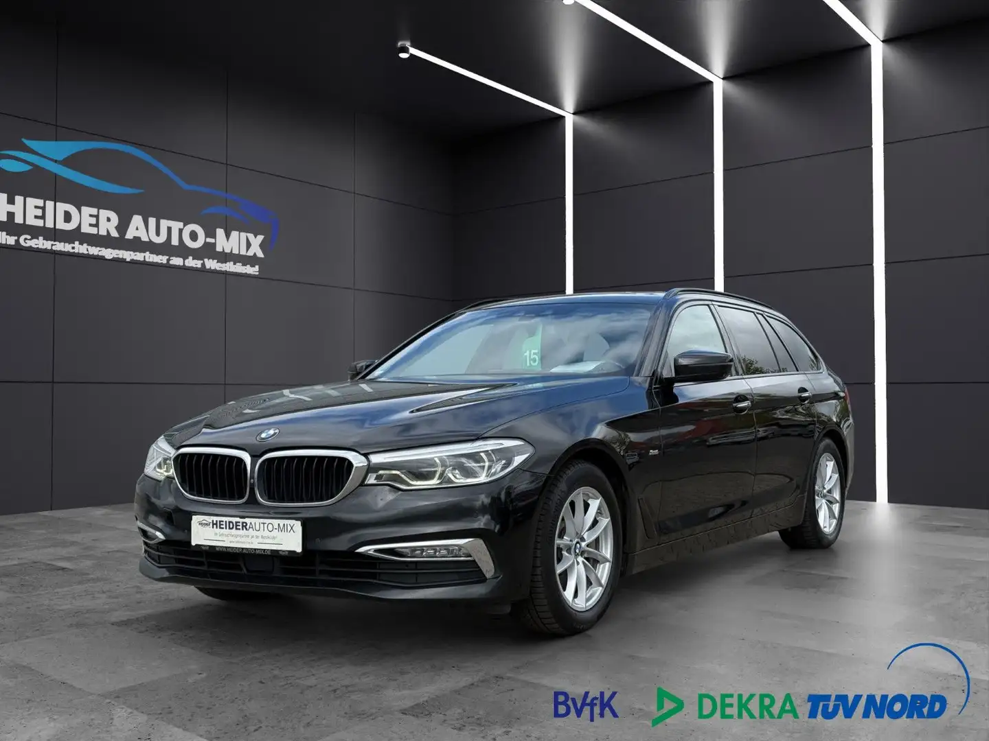 BMW 530 d Touring Sport Line ACC|HUD|PANO|SOFT|360° Noir - 1