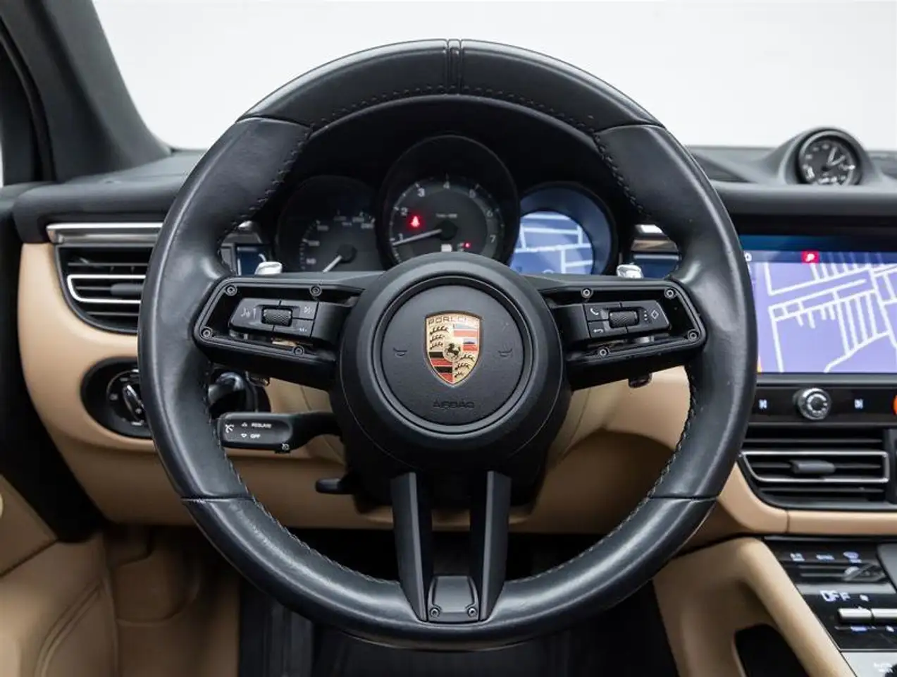 Porsche Macan снимка Porsche Macan