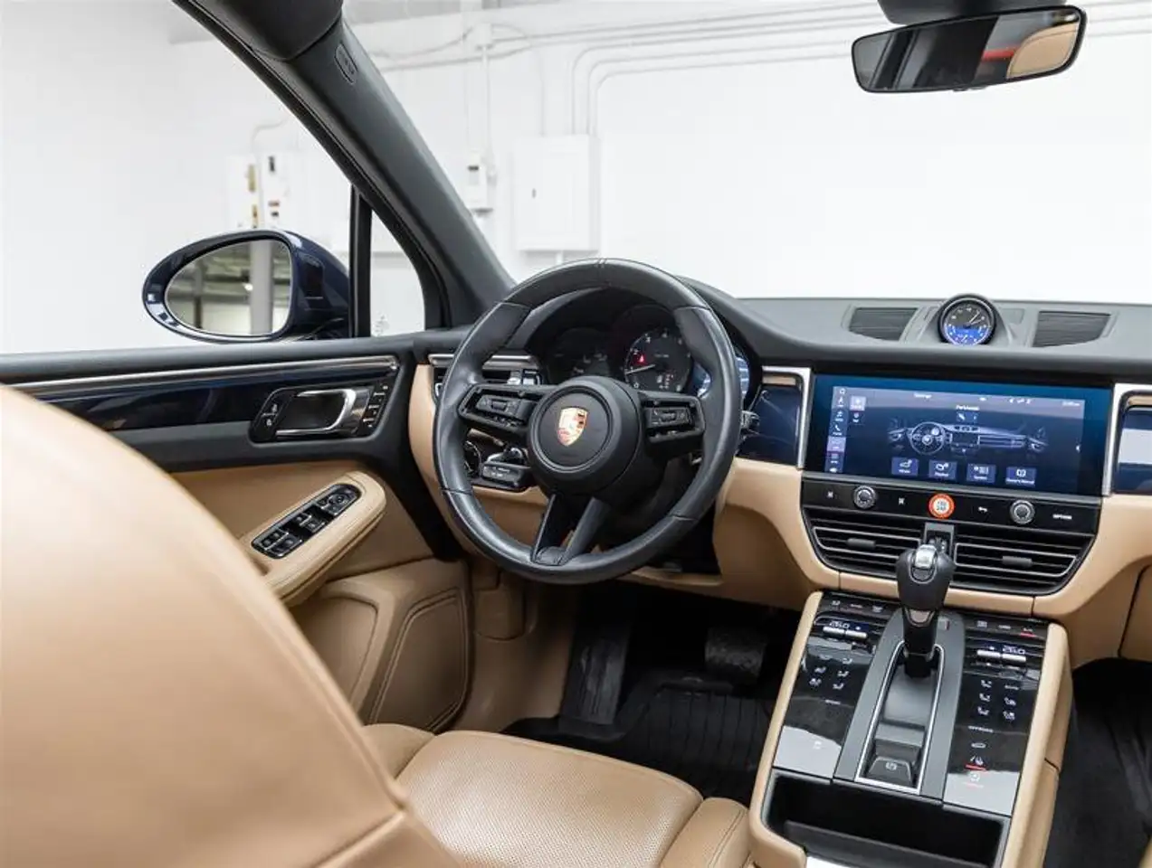 Porsche Macan снимка Porsche Macan
