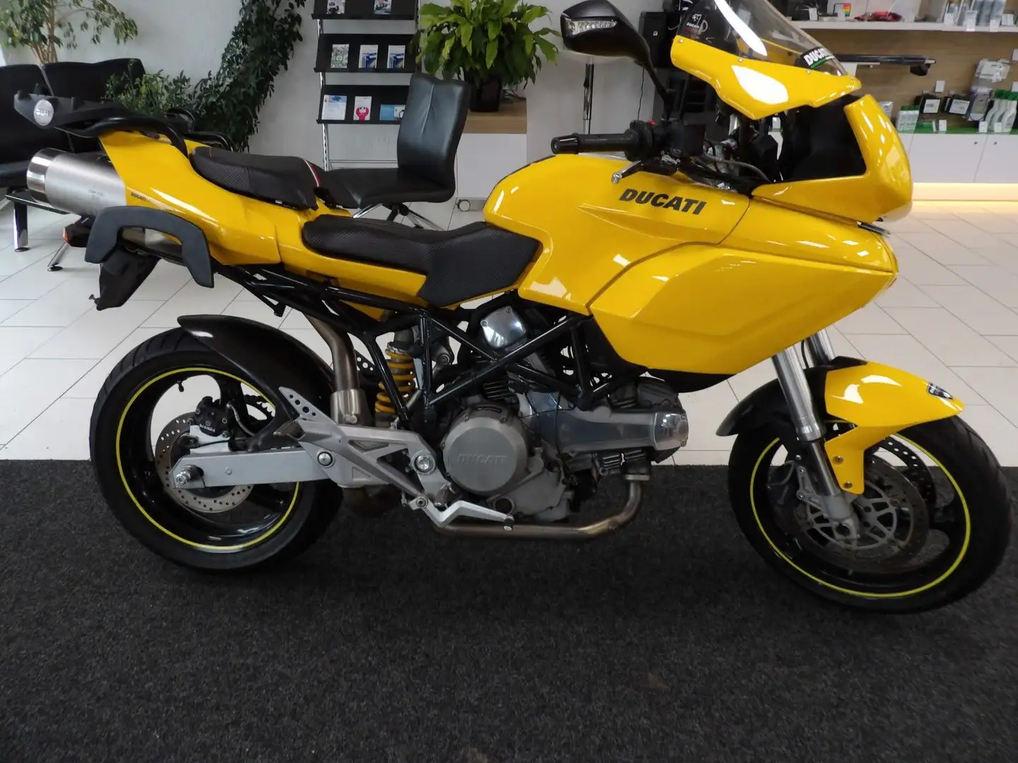 Ducati Multistrada 620 inkl. Ersatzmotor Jaune - 2