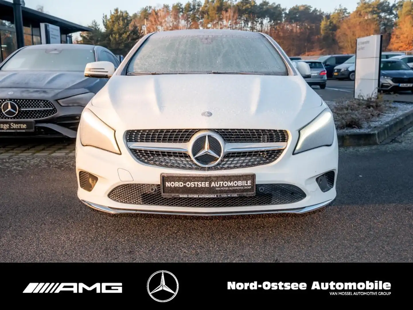 Mercedes-Benz CLA 220 d SB URBAN NAVI TEMPO LED SHZ AUDIO 20 Blanc - 2