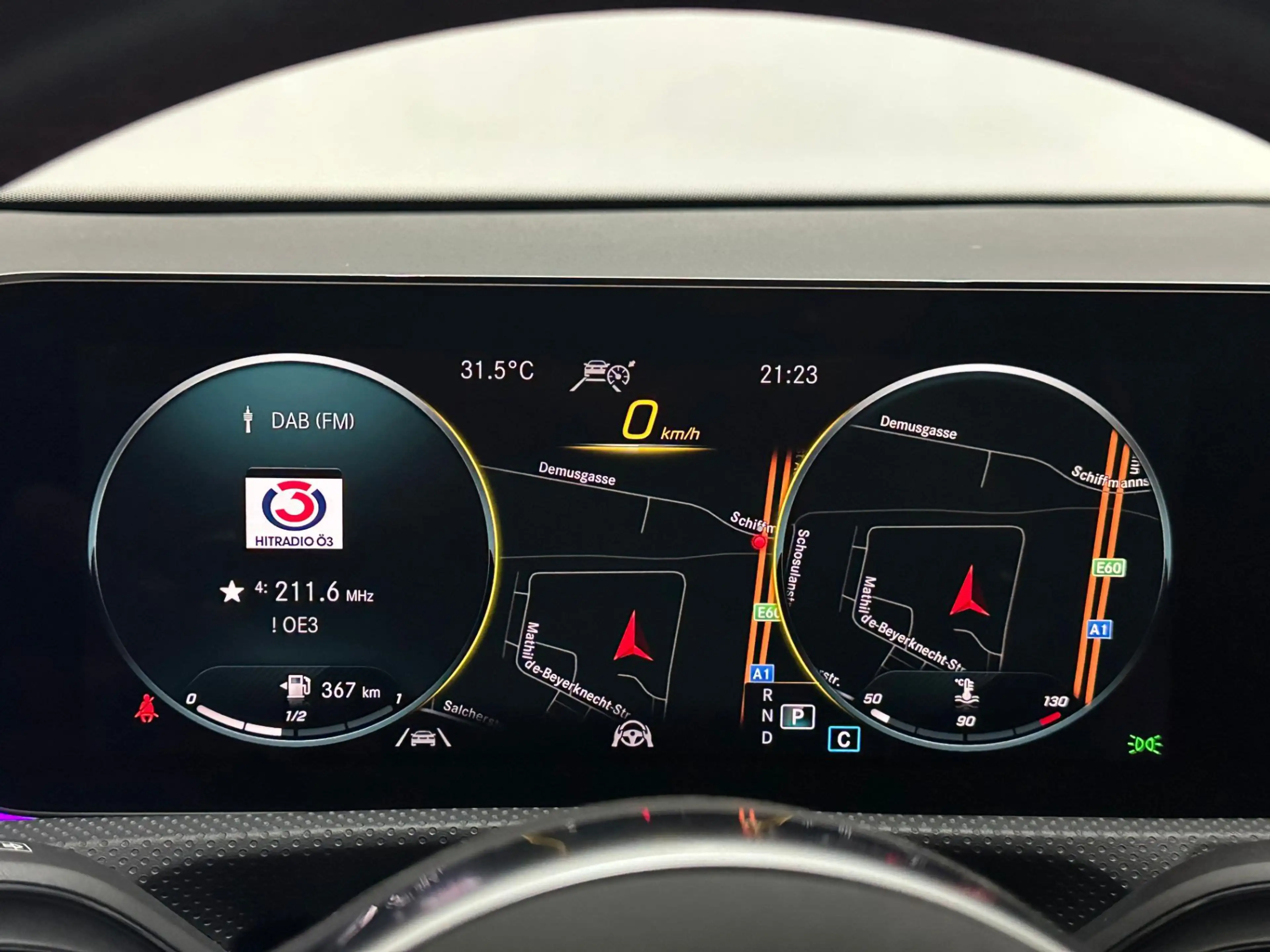 Mercedes-Benz CLA 220 d Shooting Brake/AMG-LINE/ERSTB./VOLL — photo 11