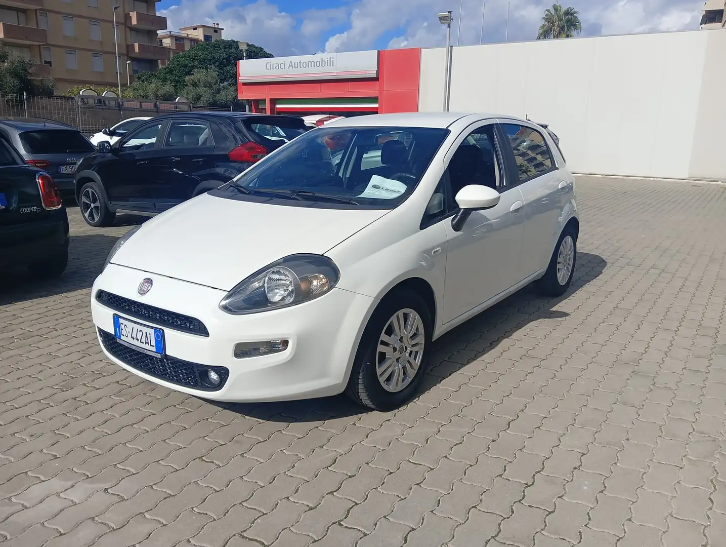 Fiat Punto Punto 1.3 MJT II 75 CV 5 porte Lounge Bianco - 1