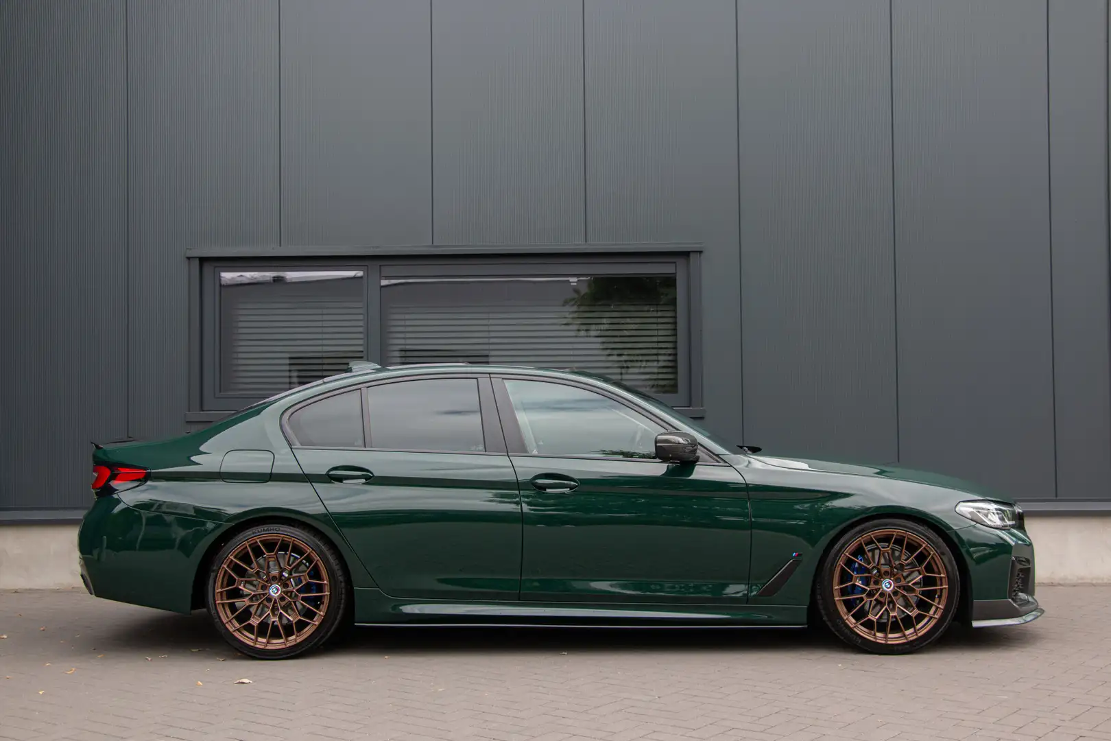 BMW 545 5-serie 545e 394PK xDrive M-Sport | ACC | 360 Cam Groen - 2
