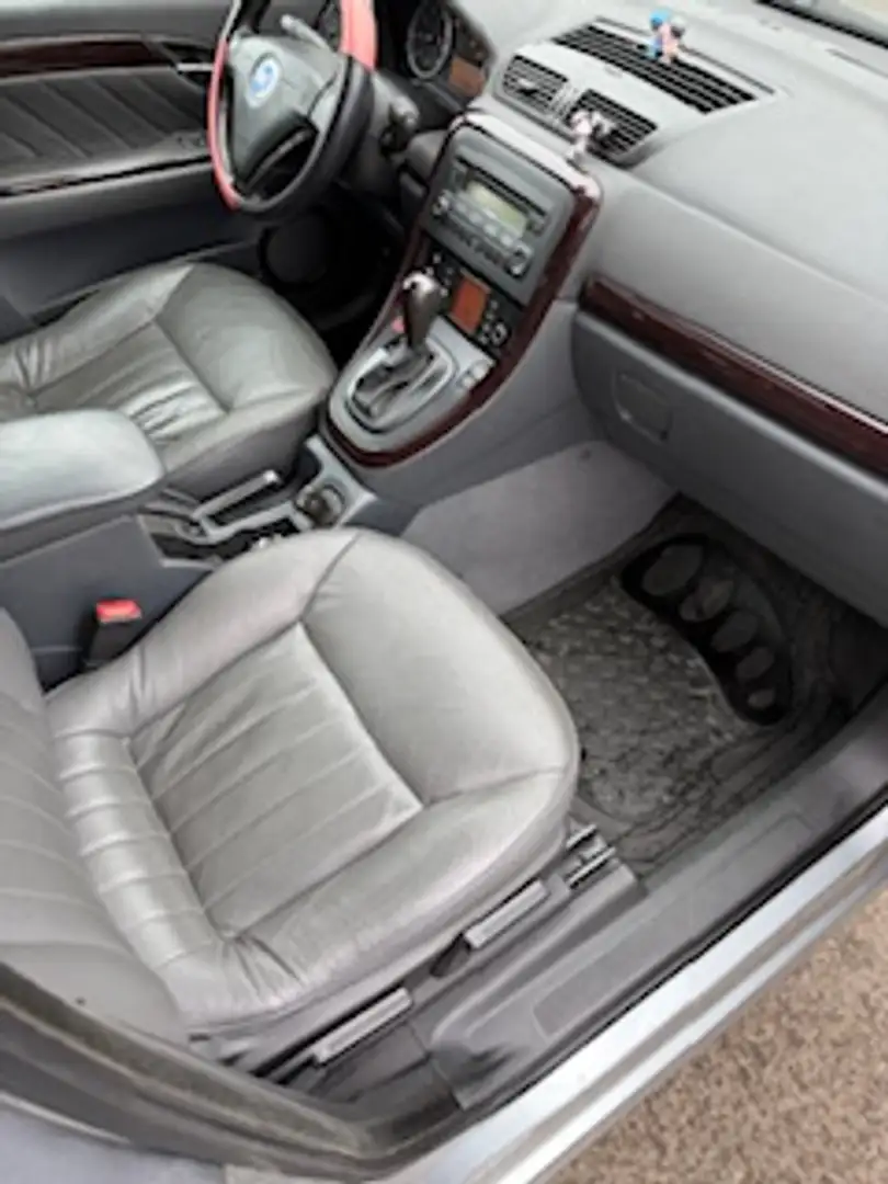 Fiat Croma 1.9 16V Multijet Emotion Grau - 2