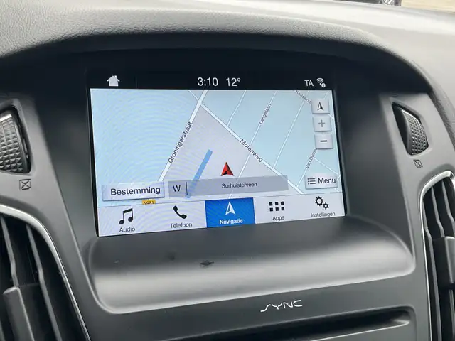 Ford Focus view 4
