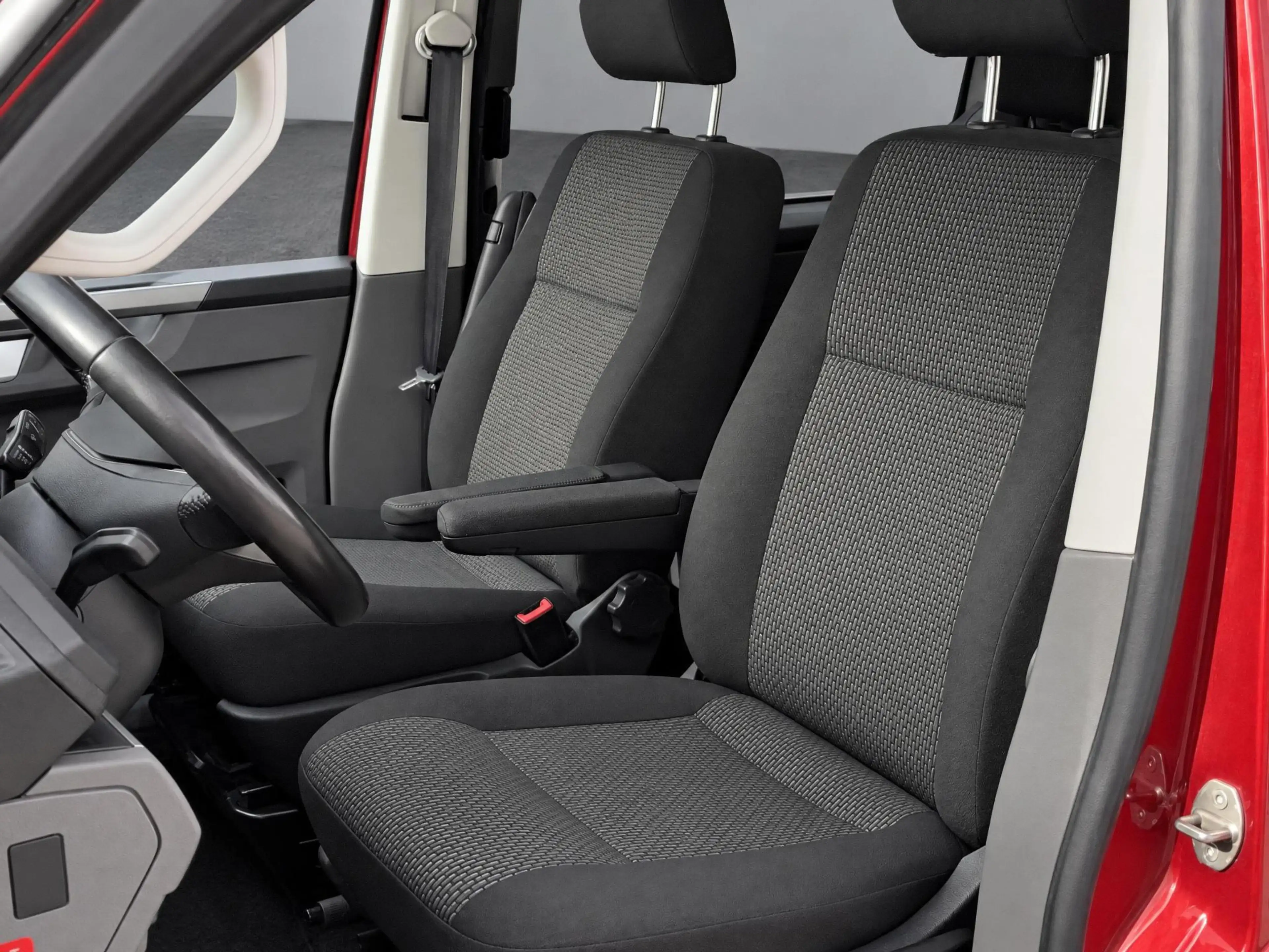 Volkswagen T6.1 Transporter 2.0 TDI 204pk DSG L2H1 DC 30 Bulli · Camera · Appl — photo 9
