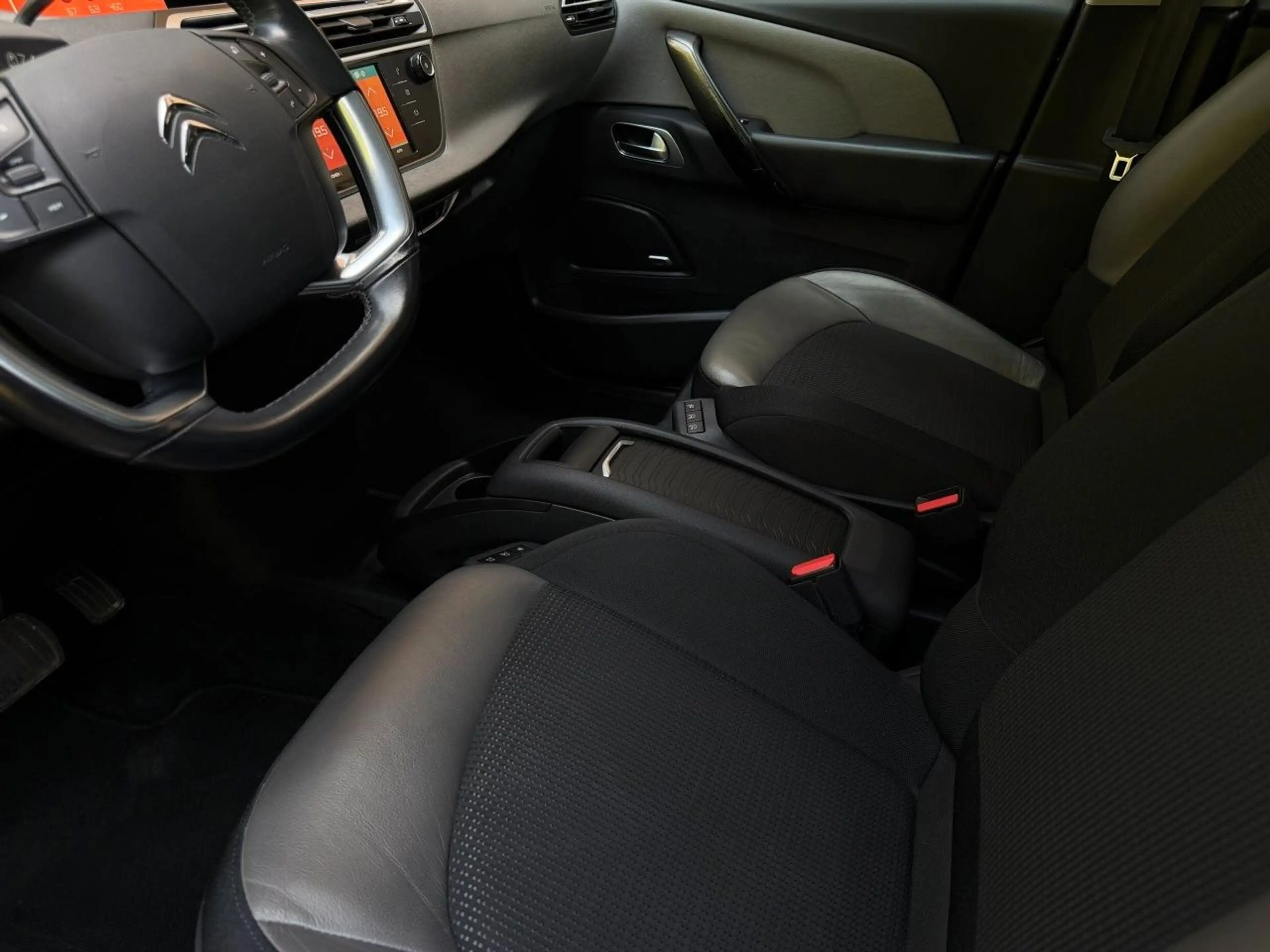 Citroen Grand C4 Picasso /Spacetourer Shine BlueHDI 150AT — photo 7