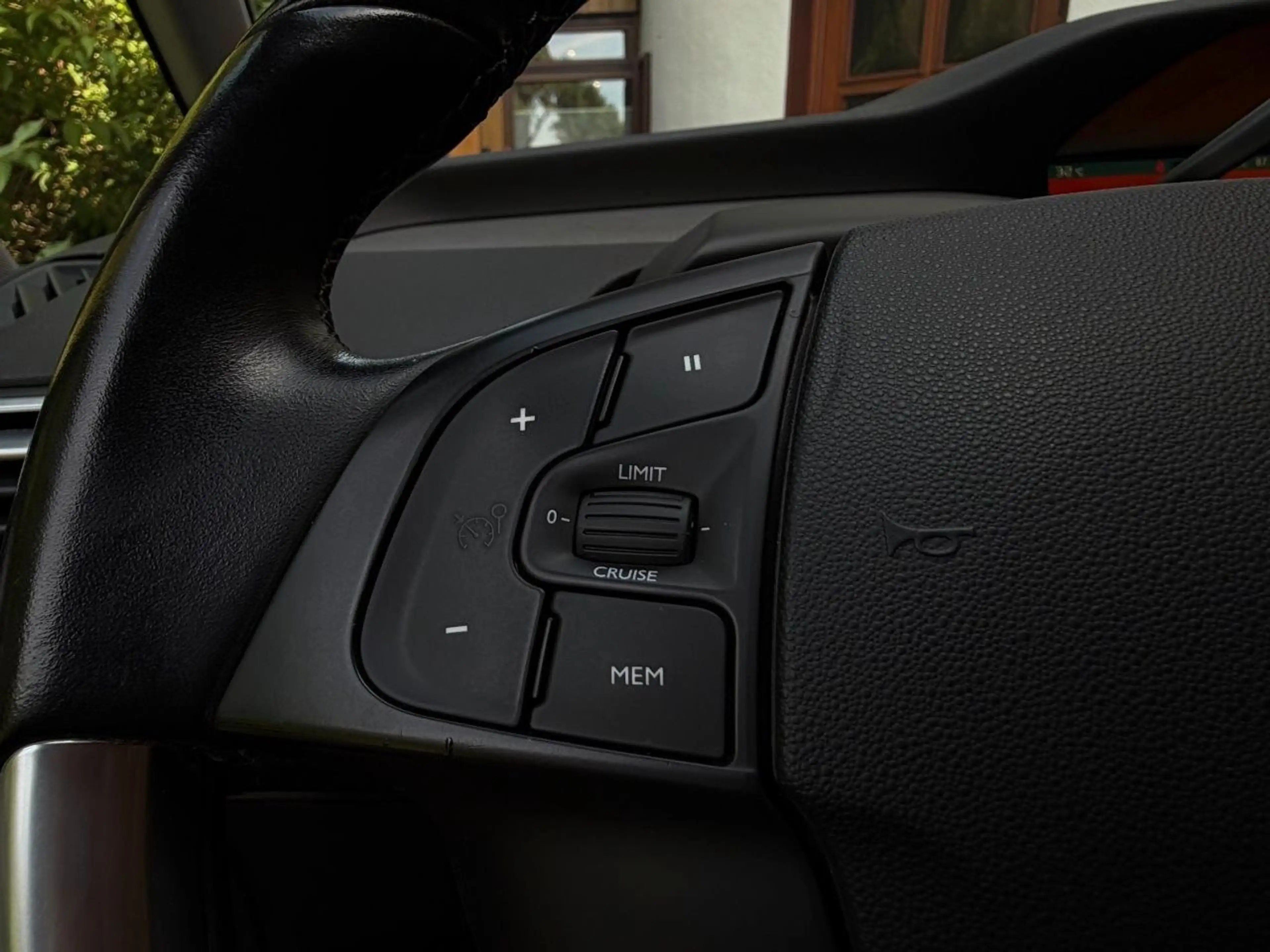 Citroen Grand C4 Picasso /Spacetourer Shine BlueHDI 150AT — photo 10