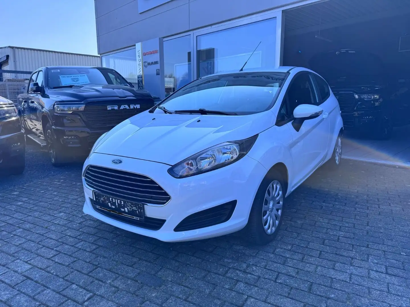 Ford Fiesta 1.25 Trend Weiß - 2