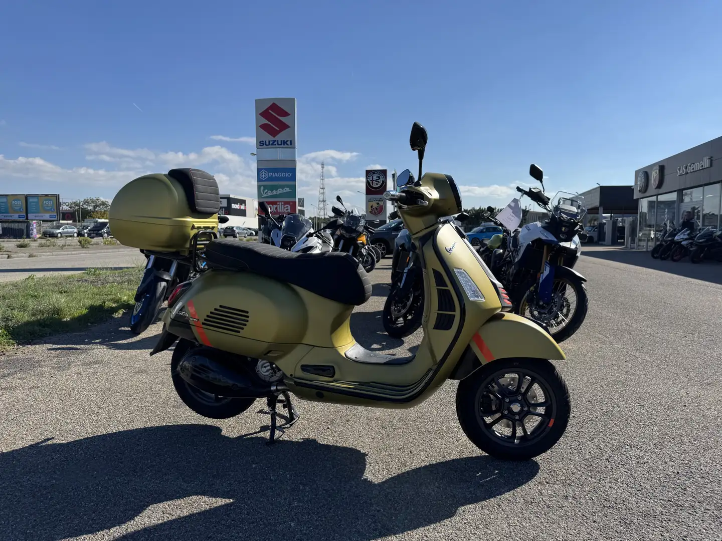 Vespa Super Sport Groen - 1