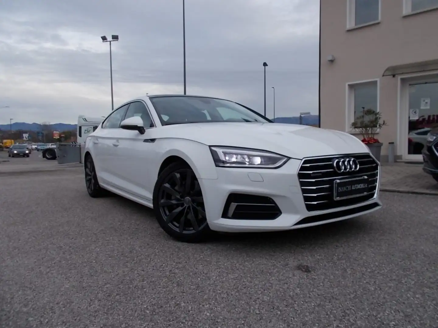 Audi A5 SPB 2.0 40 TDI 190 CV quattro S tronic Design Blanco - 1
