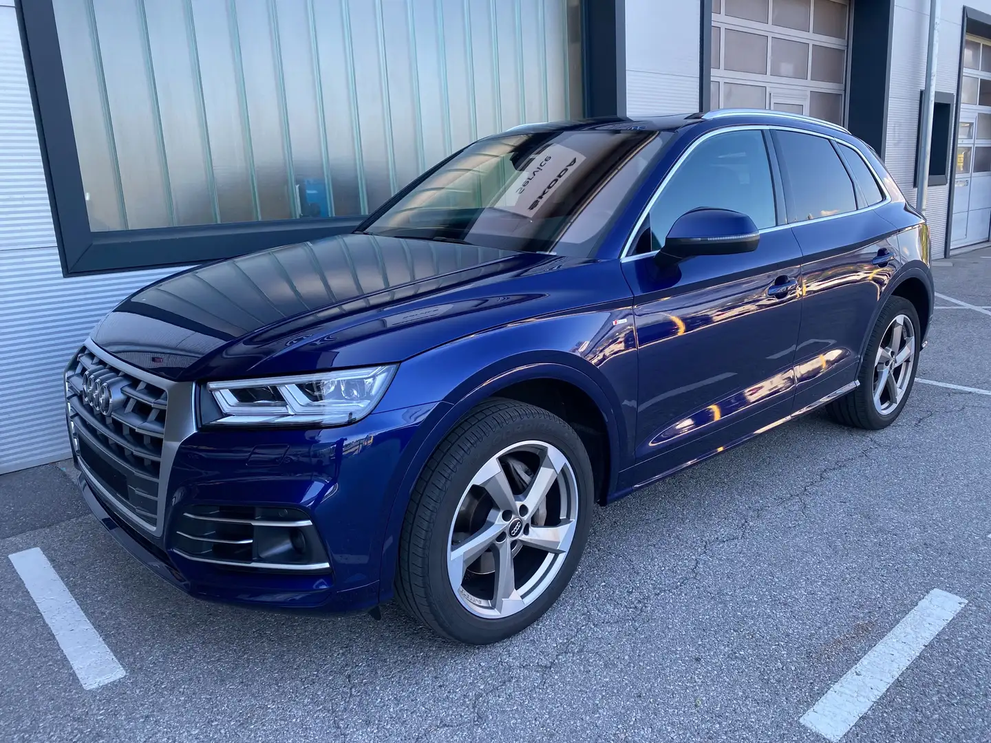 Audi Q5 3.0 TDI Sport quattro 3xS-Line,LED,Panno-Dach,ACC Blau - 1