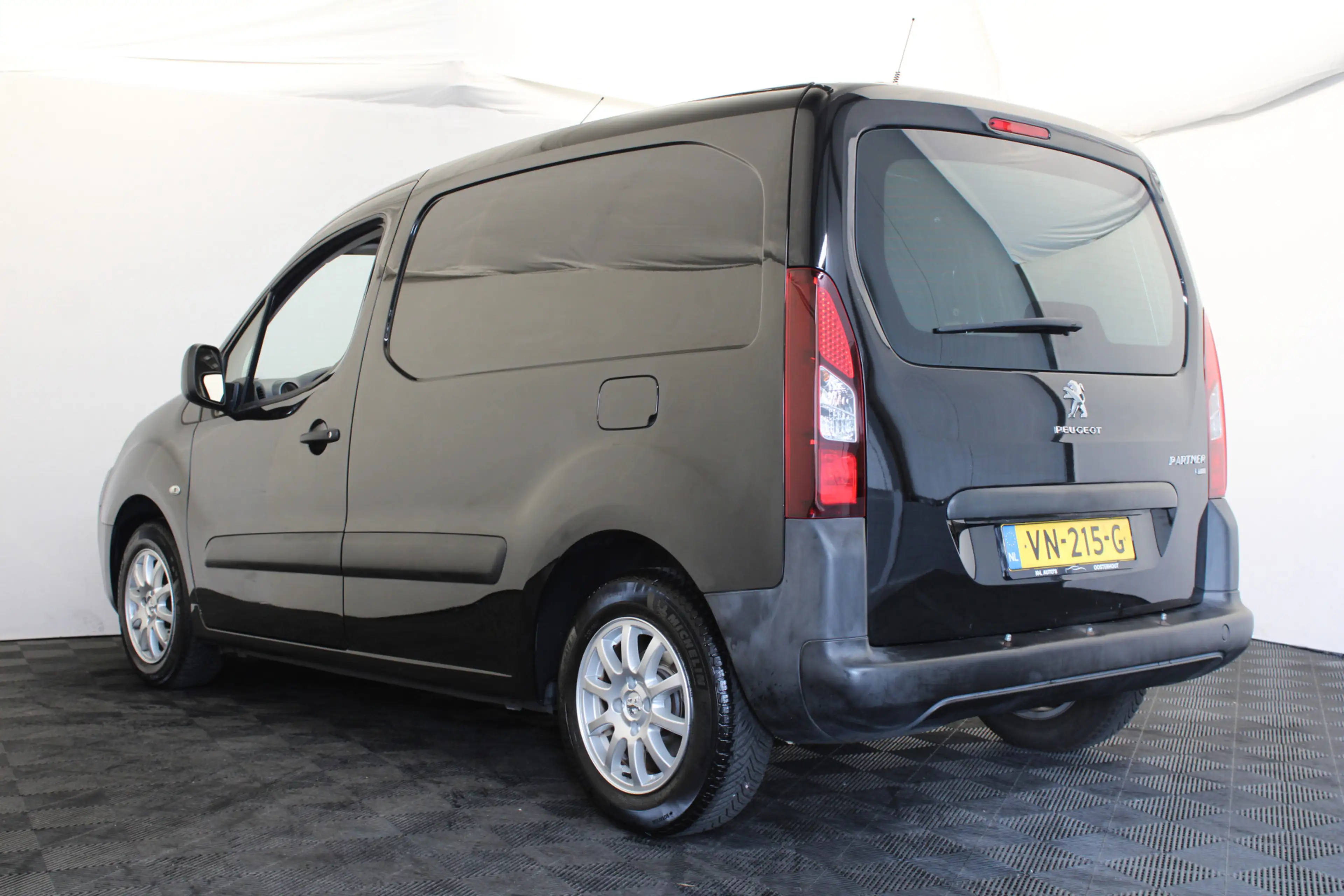 Peugeot Partner 120 1.6 e-HDI L1 2Tronic — photo 4