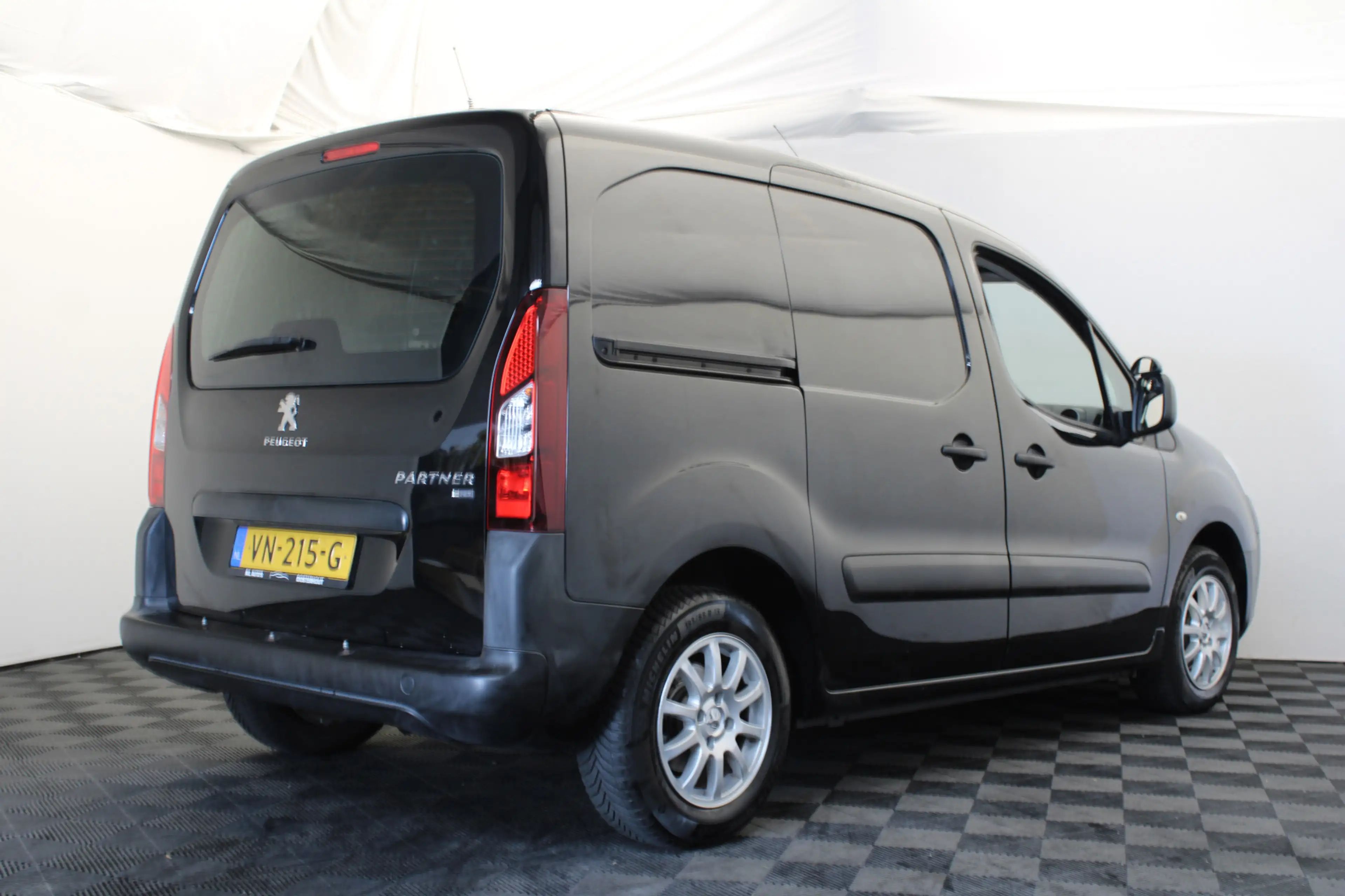 Peugeot Partner 120 1.6 e-HDI L1 2Tronic — photo 5