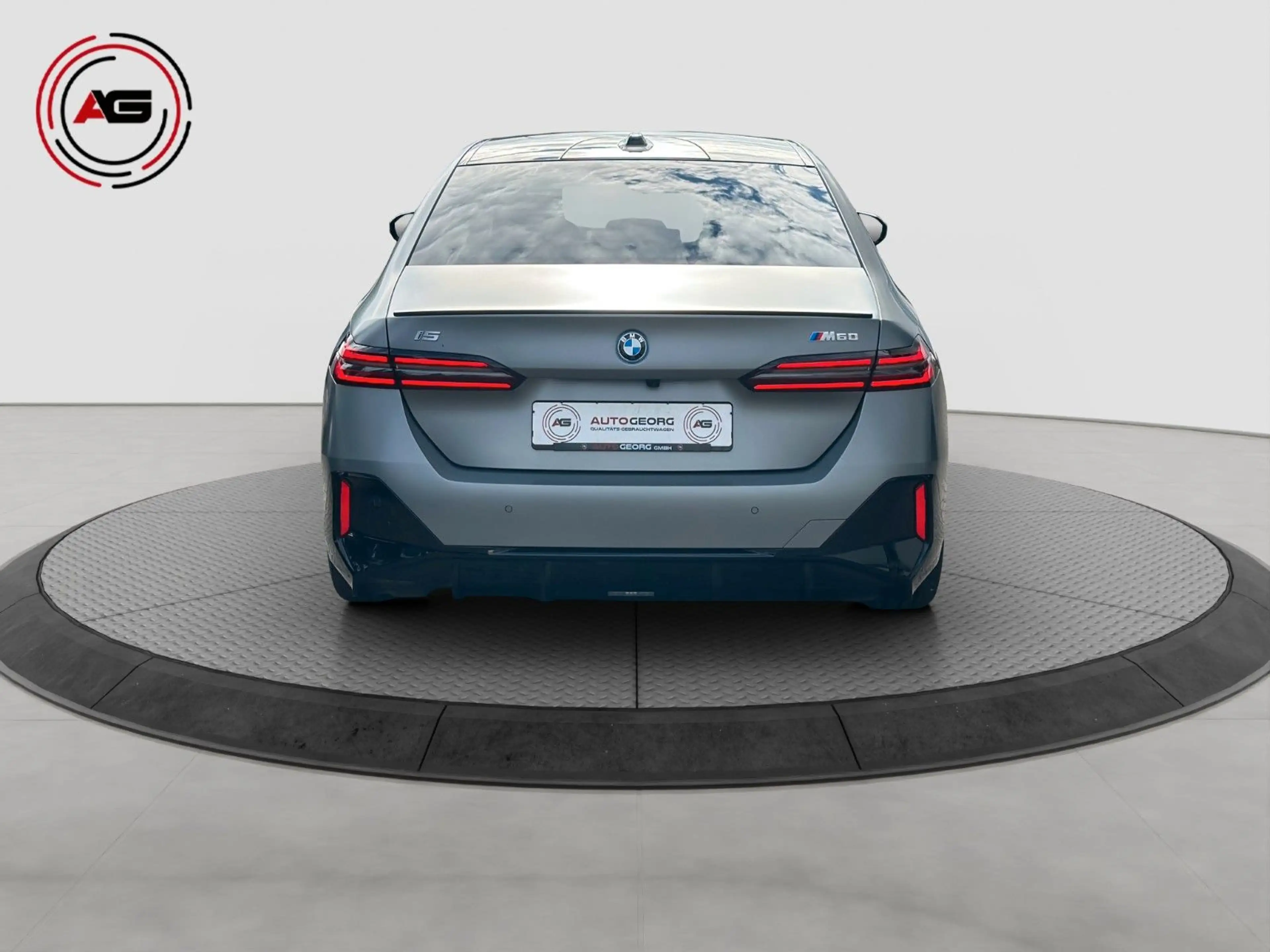 BMW i5 M60 PRO xDr ACC PANO SITZKLIMA B&W 360°FROZEN — photo 6
