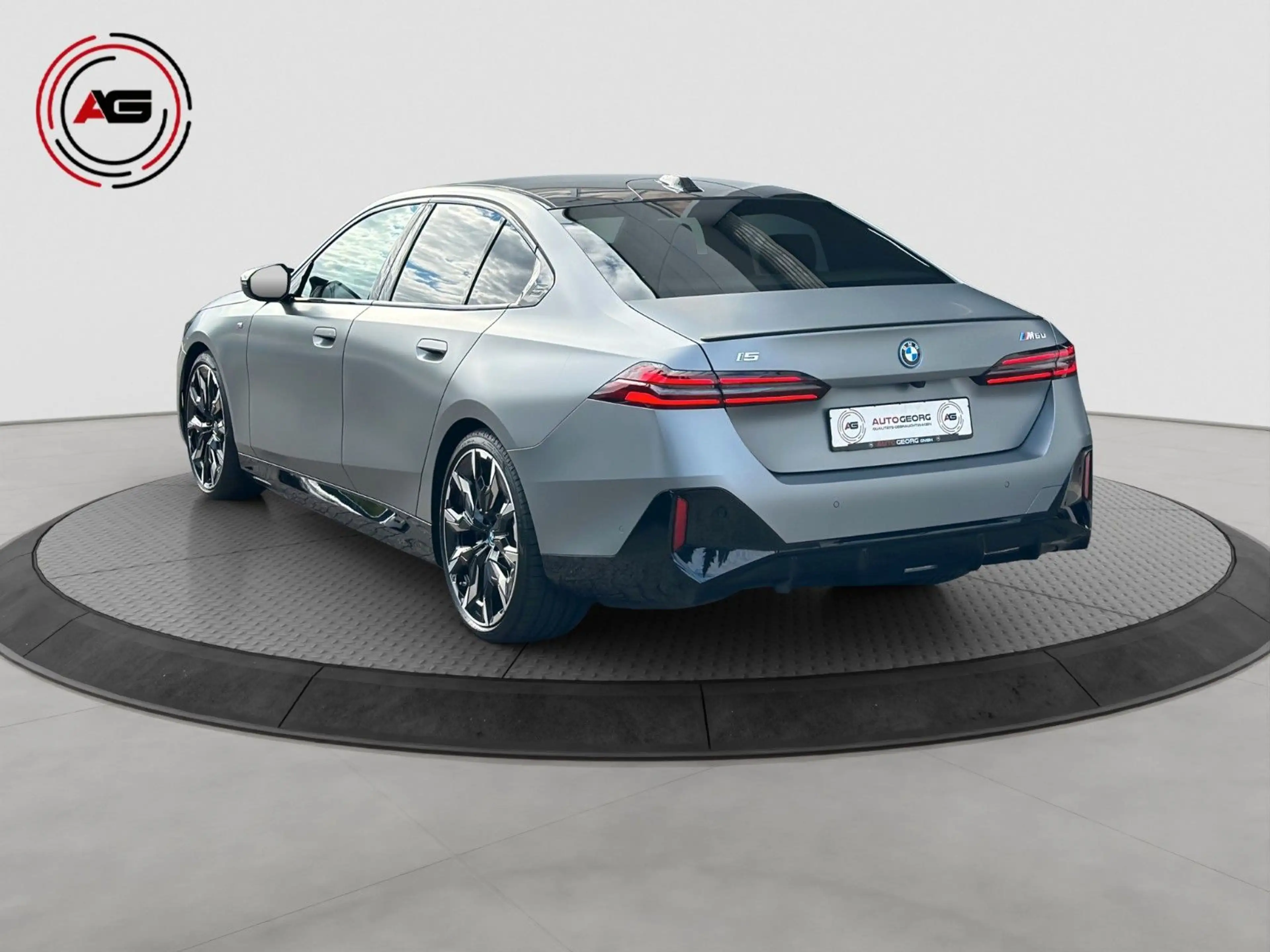 BMW i5 M60 PRO xDr ACC PANO SITZKLIMA B&W 360°FROZEN — photo 7