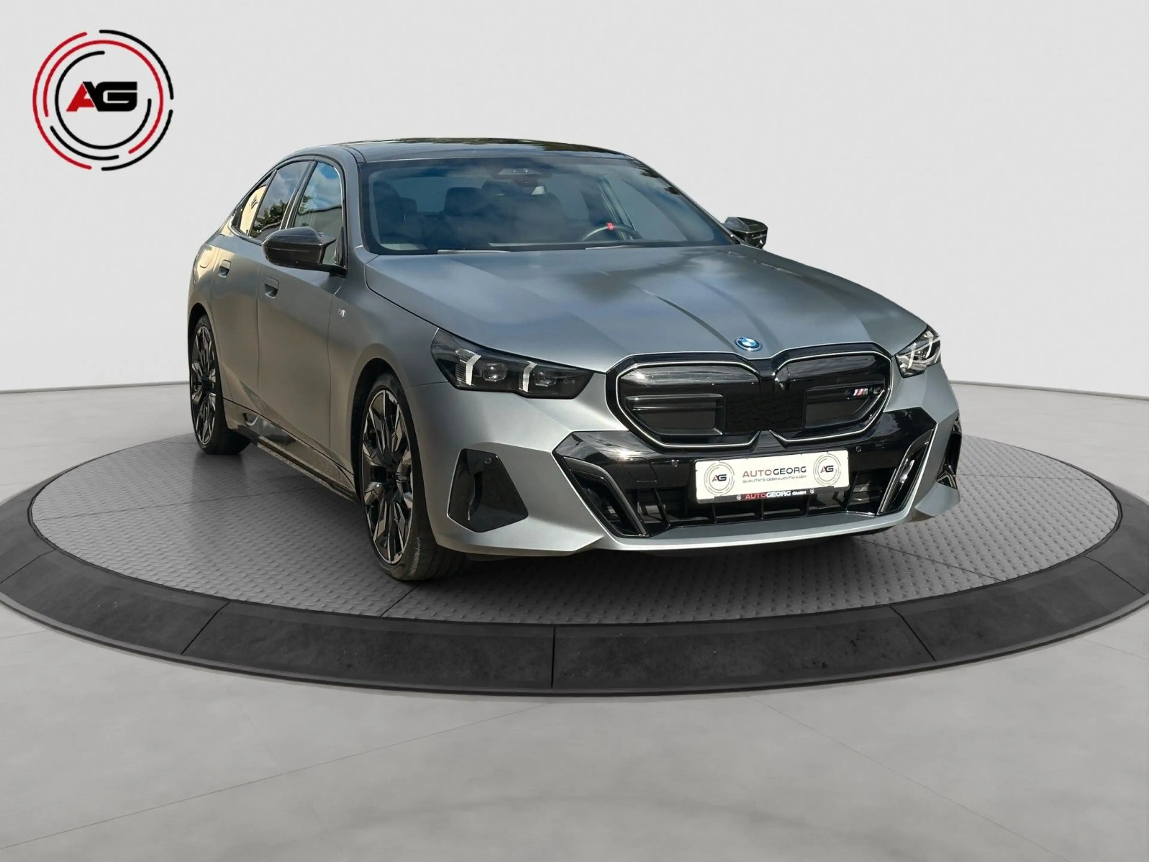 BMW i5 M60 PRO xDr ACC PANO SITZKLIMA B&W 360°FROZEN — photo 3