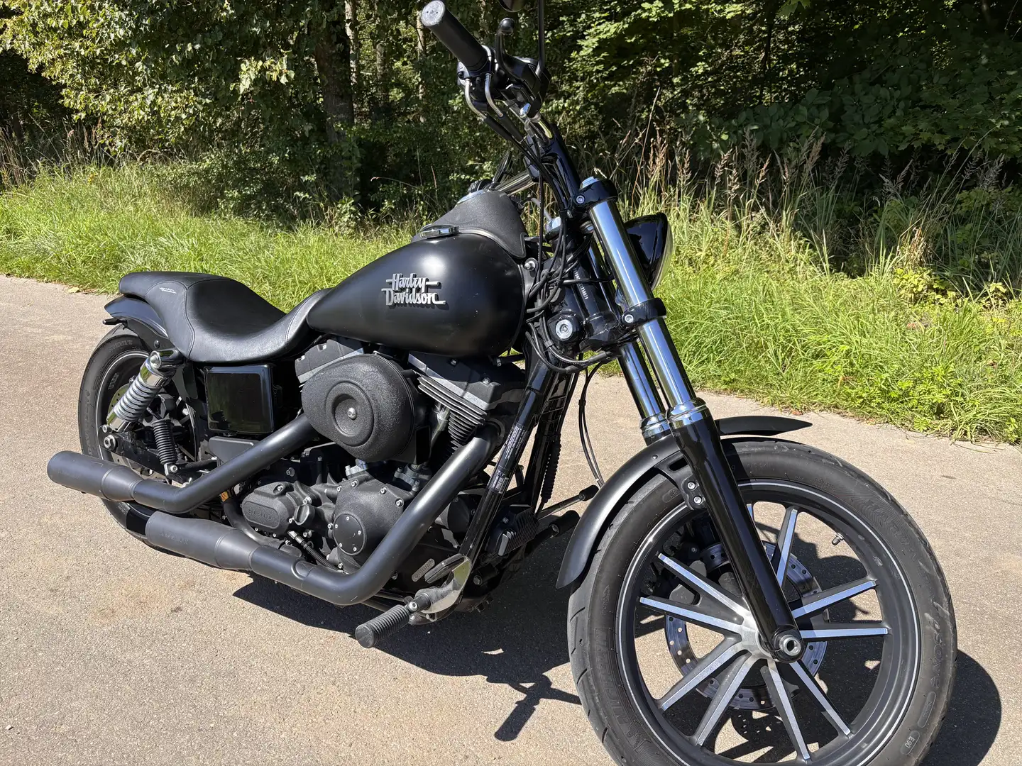 Harley-Davidson Dyna Street Bob Street Bob Special 103 - 1