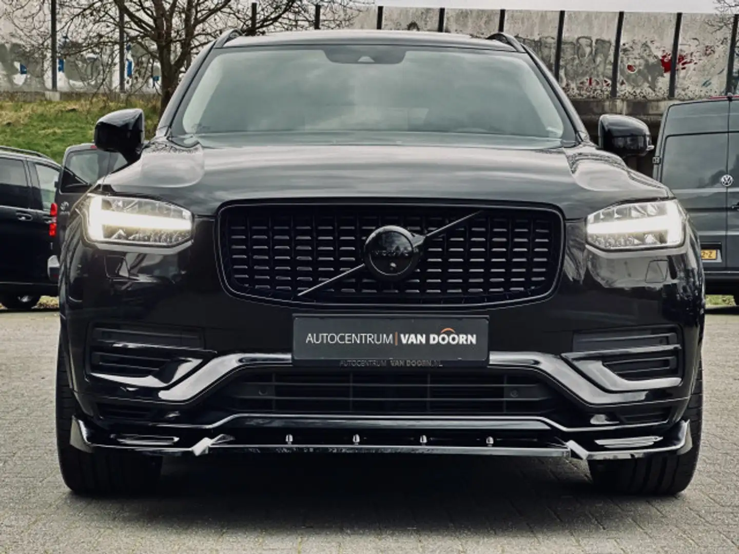 Volvo XC90 2.0 T8 Recharge AWD | Dark Label | Panoramadak | L Negro - 2