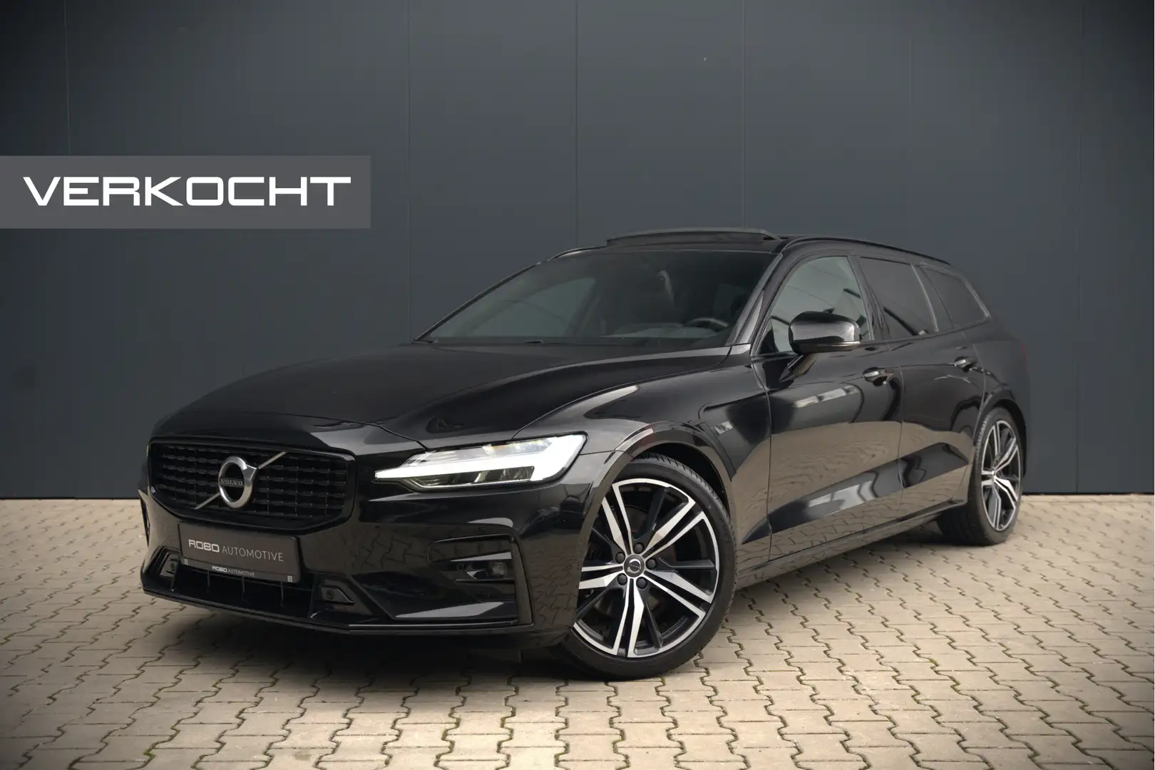 Volvo V60 2.0 B3 R-Design | Panoramadak | Harman Kardon | Ke Noir - 1