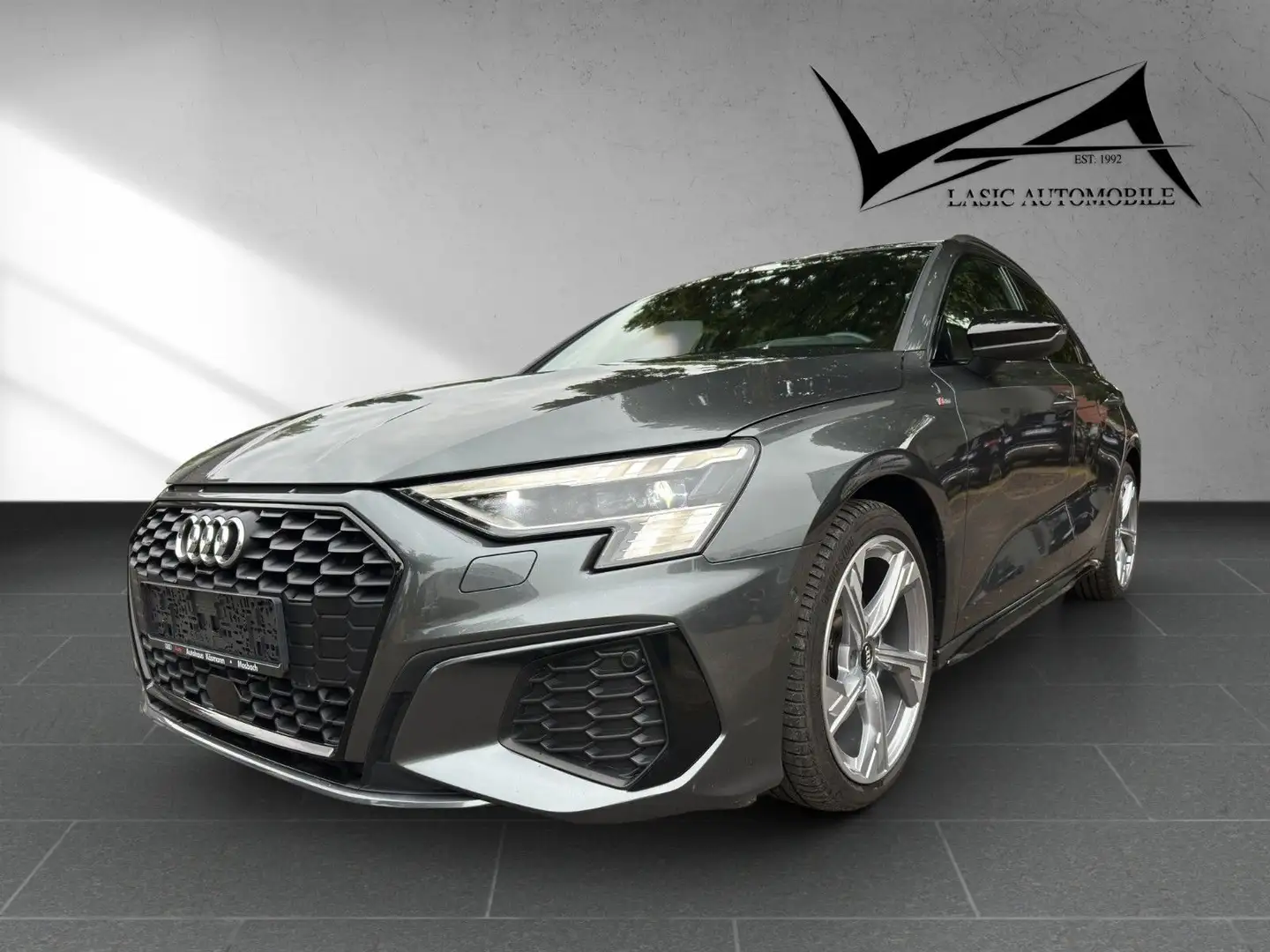 Audi A3 Sportback 30 TDI S line Kamera/Head up Gris - 1