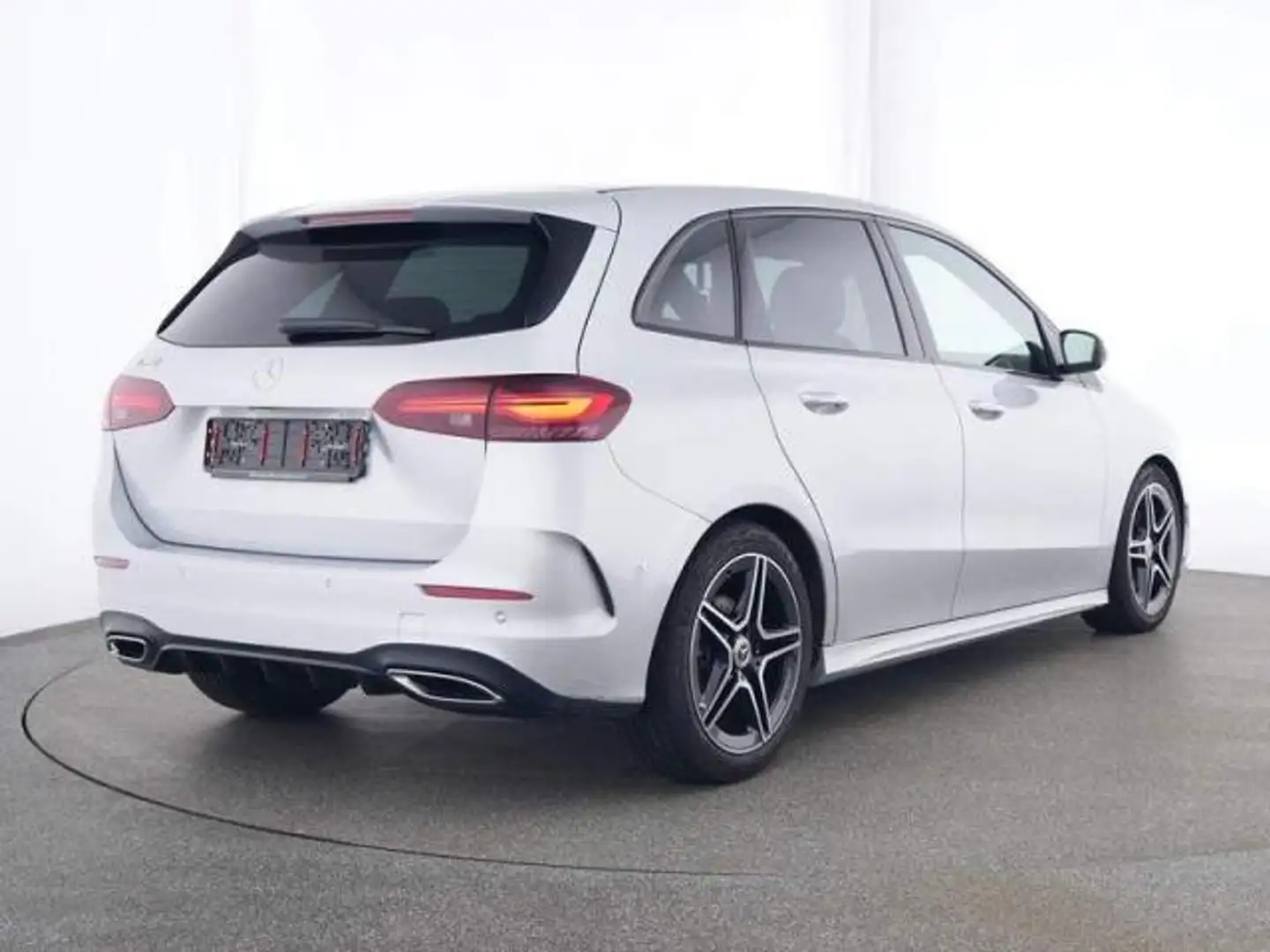 Mercedes-Benz B 180 Automatic Premium AMG MILD HYBRID Argento - 2