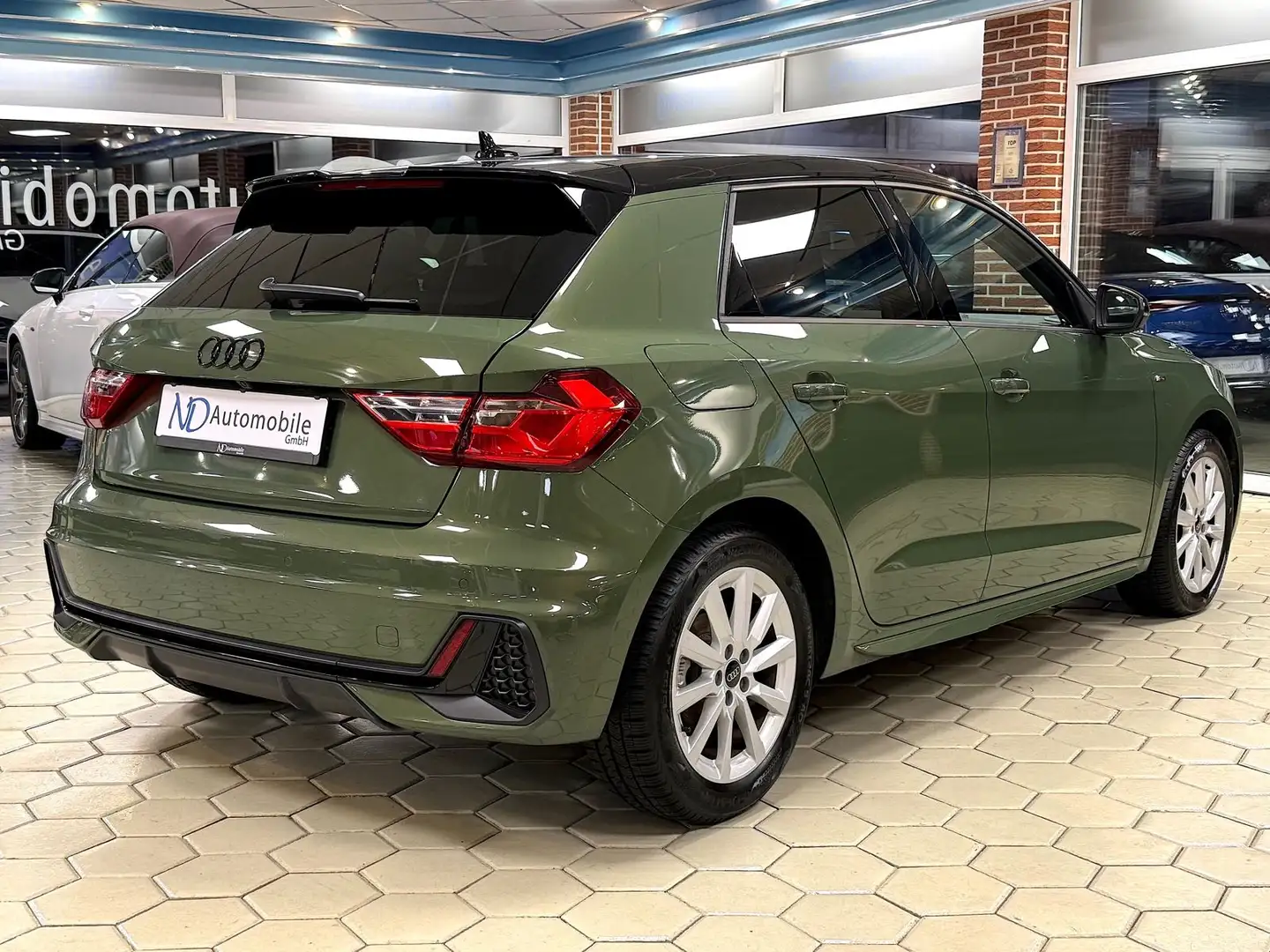 Audi A1 SB 30 TFSI S-Tronic S-Line Kamera Sonos Derby Grün - 2