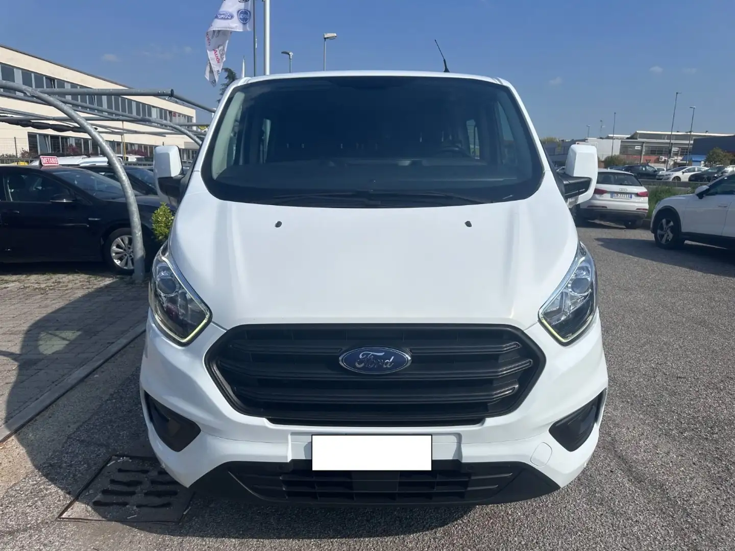 Ford Transit Custom 6 POSTI 2.0 TDCi 130CV Furgone Trend Bianco - 2