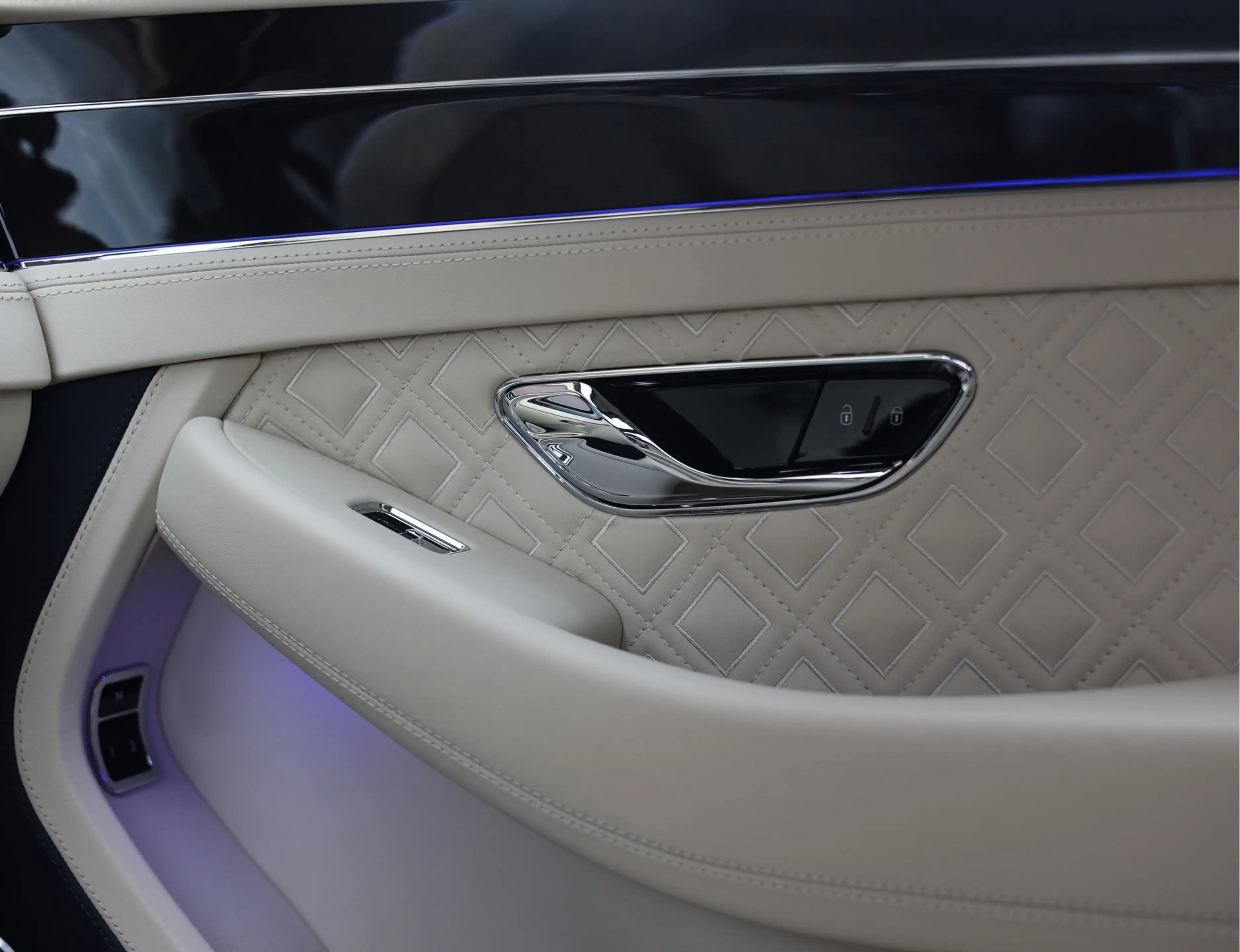 Bentley Continental GT 4.0 V8 | Bang & Olufsen - Nieuwstaat! — photo 44