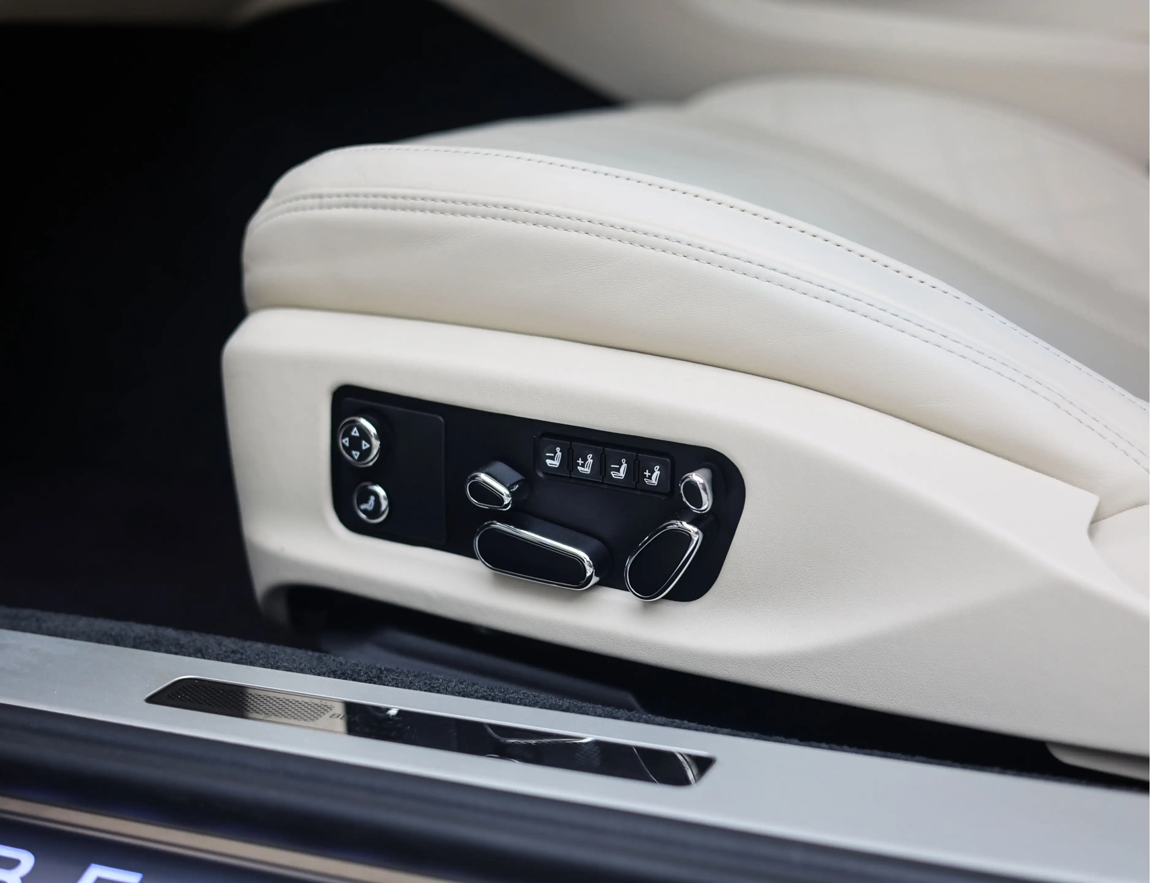 Bentley Continental GT 4.0 V8 | Bang & Olufsen - Nieuwstaat! — photo 27