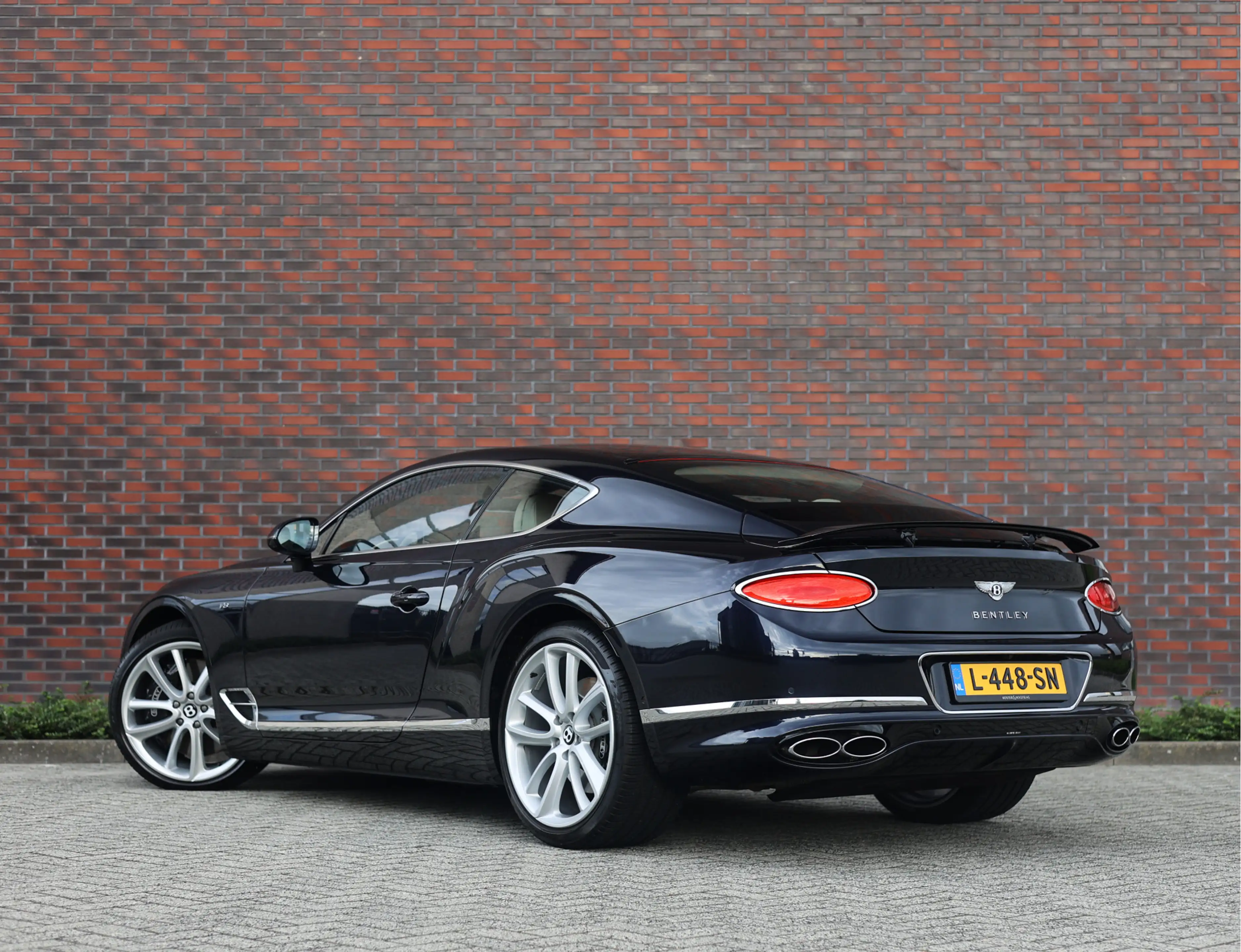 Bentley Continental GT 4.0 V8 | Bang & Olufsen - Nieuwstaat! — photo 2