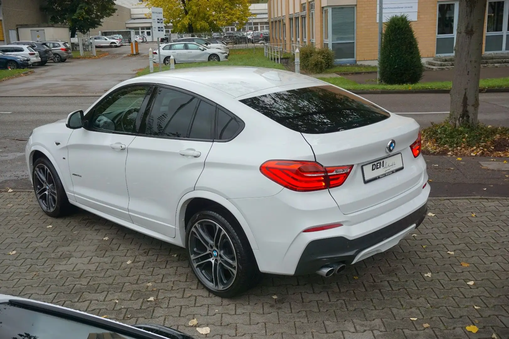 BMW X4 xDrive 30 d M Sport / HUD / R-Kam./ Blanc - 2