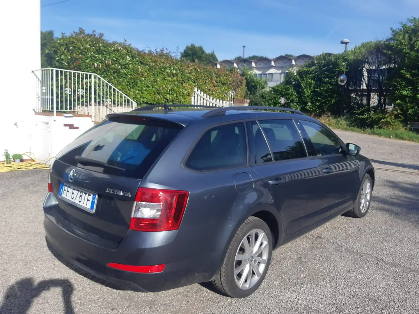 Skoda Octavia Octavia '16 Wagon Wagon 2.0 tdi Ambition 150cv E6 Сірий - 2