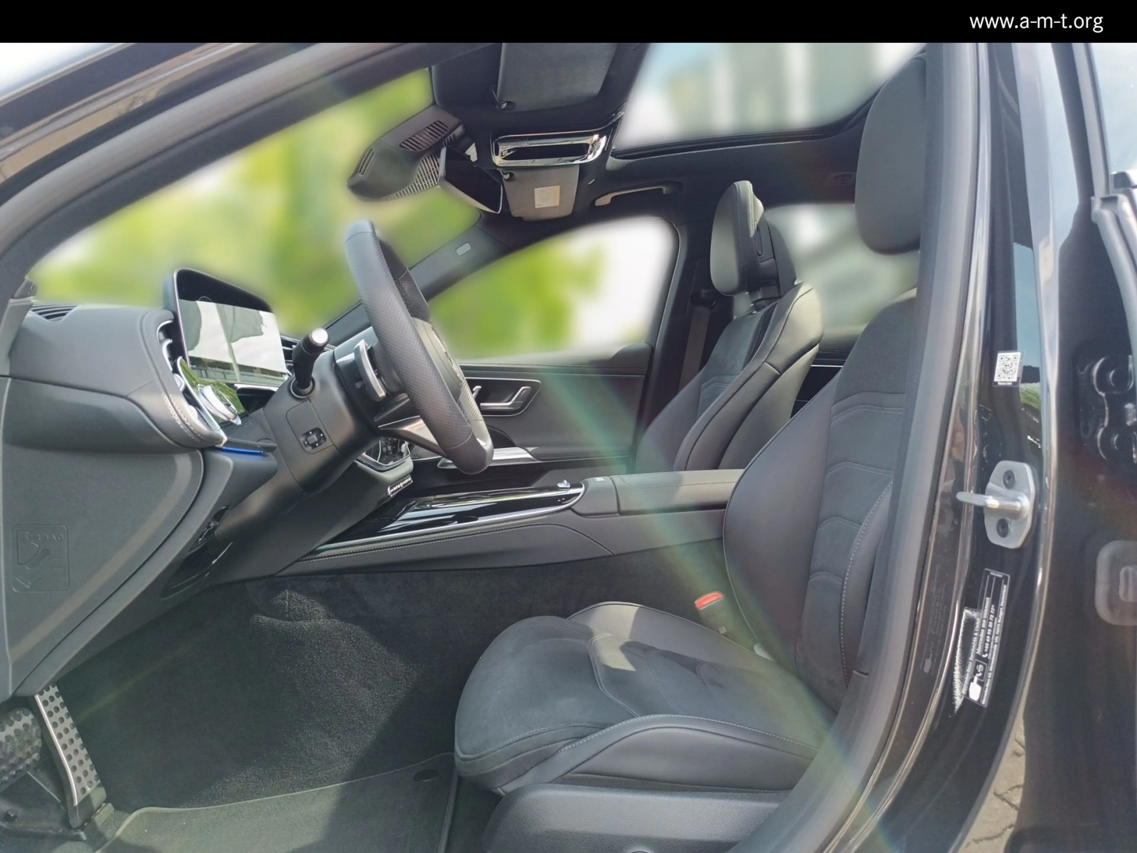 Mercedes-Benz E 300 E 300 de T AMG Premium*Pano*AHK*Superscreen*DC LED — photo 5