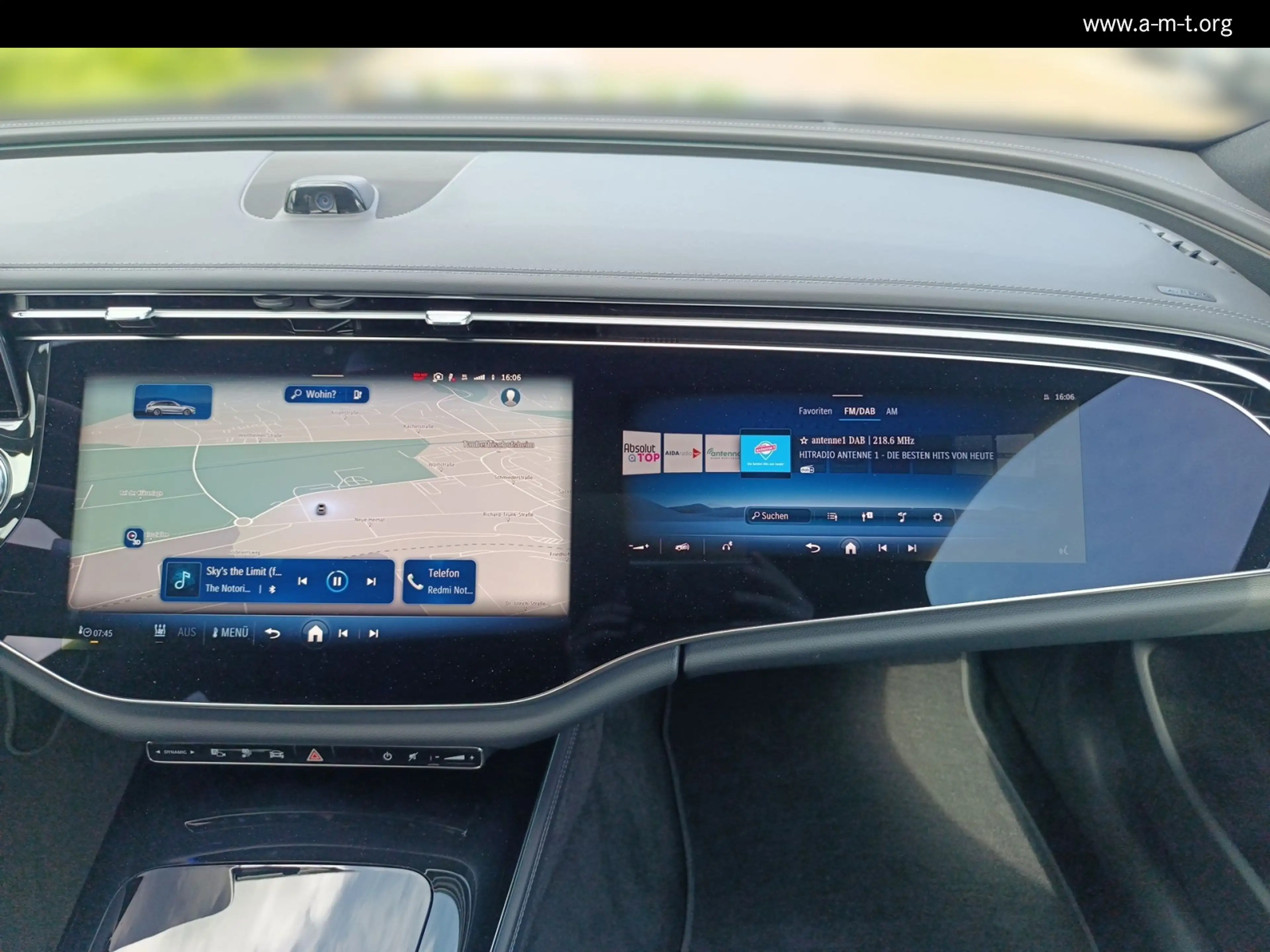 Mercedes-Benz E 300 E 300 de T AMG Premium*Pano*AHK*Superscreen*DC LED — photo 7