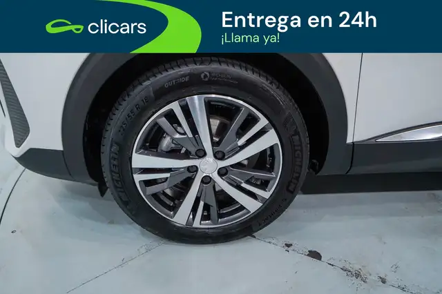 Peugeot 3008 view 11