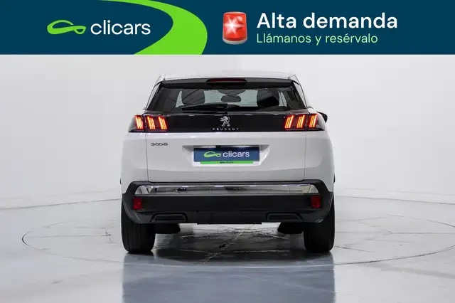 Peugeot 3008 view 4
