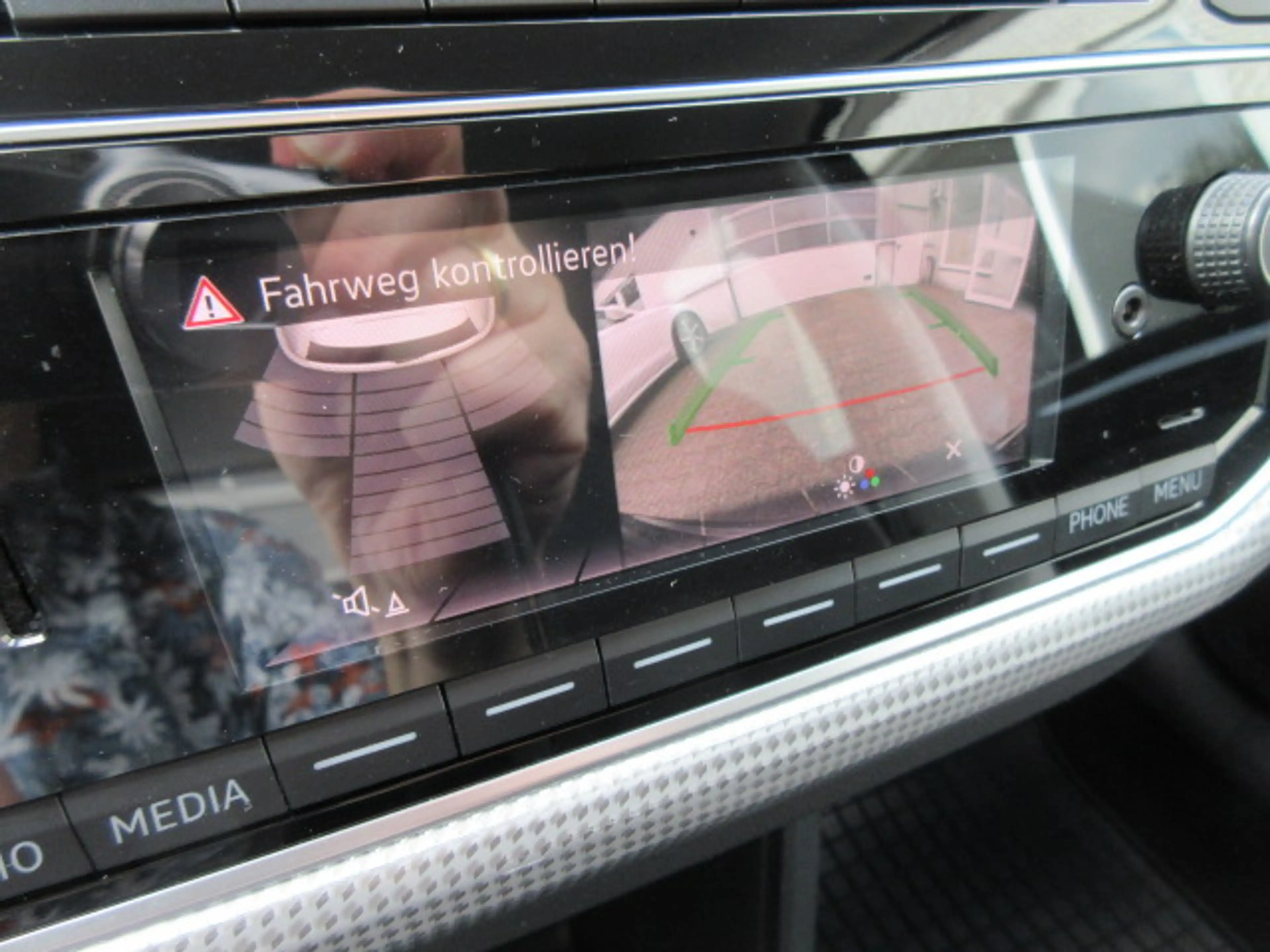 Volkswagen e-up! Style "Plus" Automaik NAVIV KAMERA GRA ALU APS SITZHEIZUNG CLIMATRONIC — photo 11